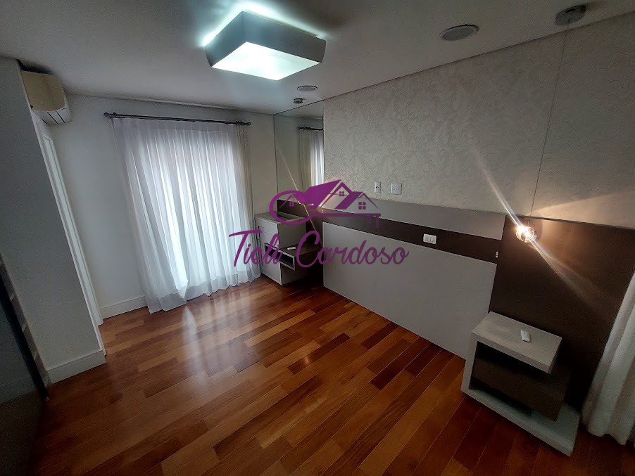 Apartamento para alugar com 3 quartos, 230m² - Foto 18