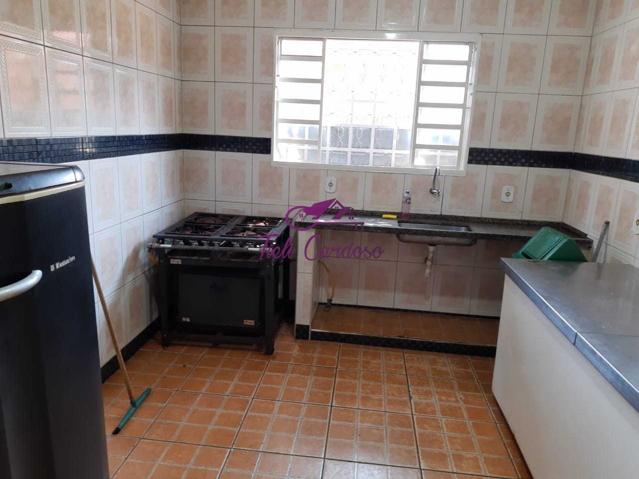 Chácara à venda com 4 quartos, 400m² - Foto 10