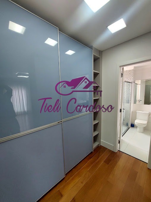 Apartamento para alugar com 3 quartos, 230m² - Foto 21