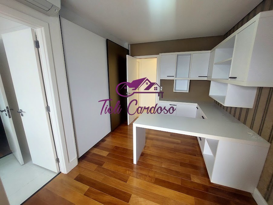 Apartamento para alugar com 3 quartos, 230m² - Foto 14