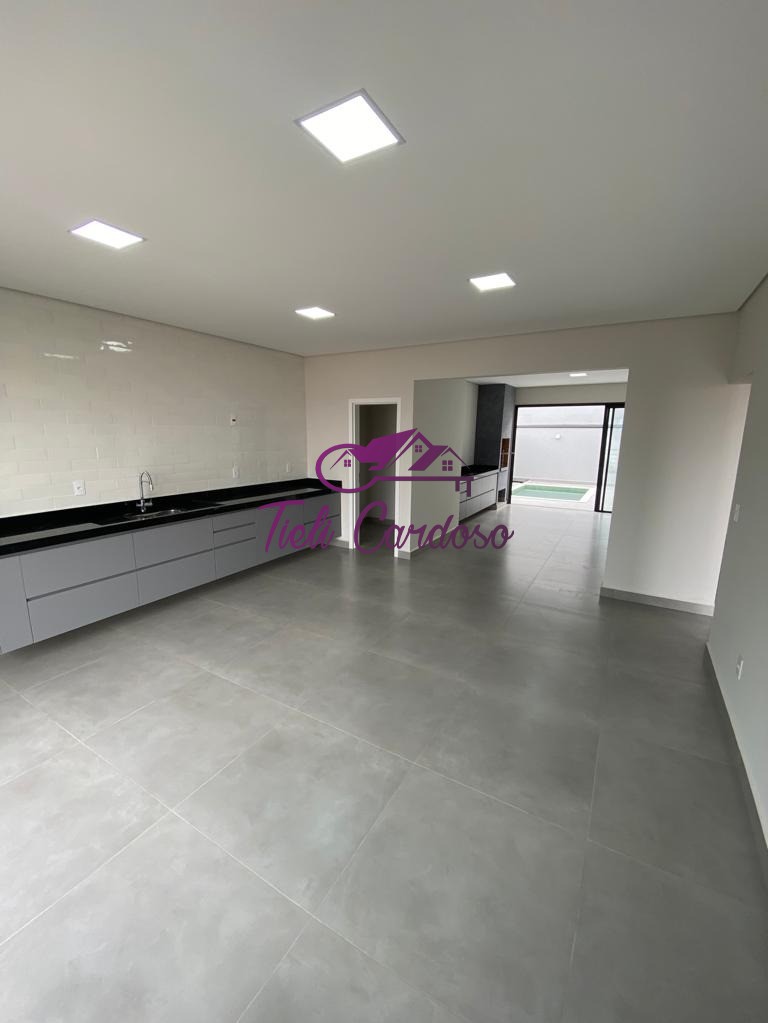 Casa à venda com 3 quartos, 300m² - Foto 10