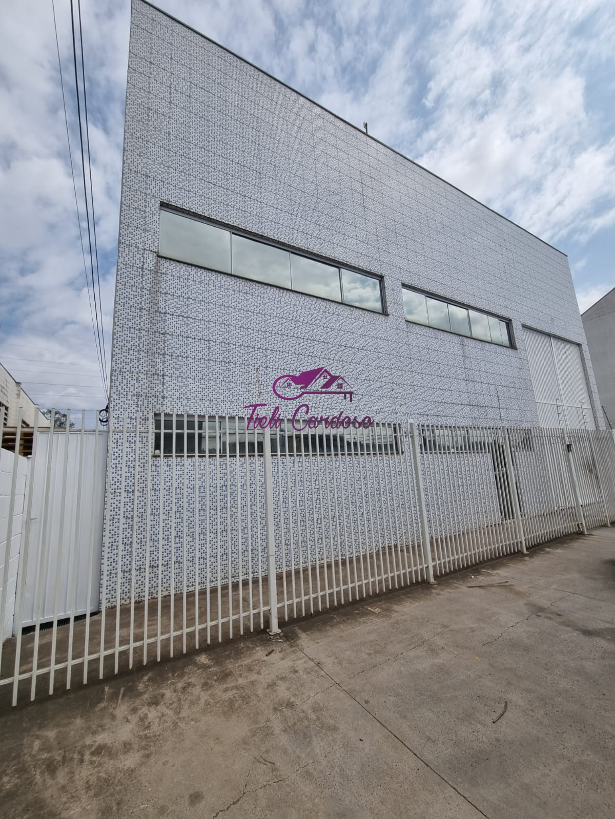 Depósito-Galpão-Armazém para alugar, 540m² - Foto 1