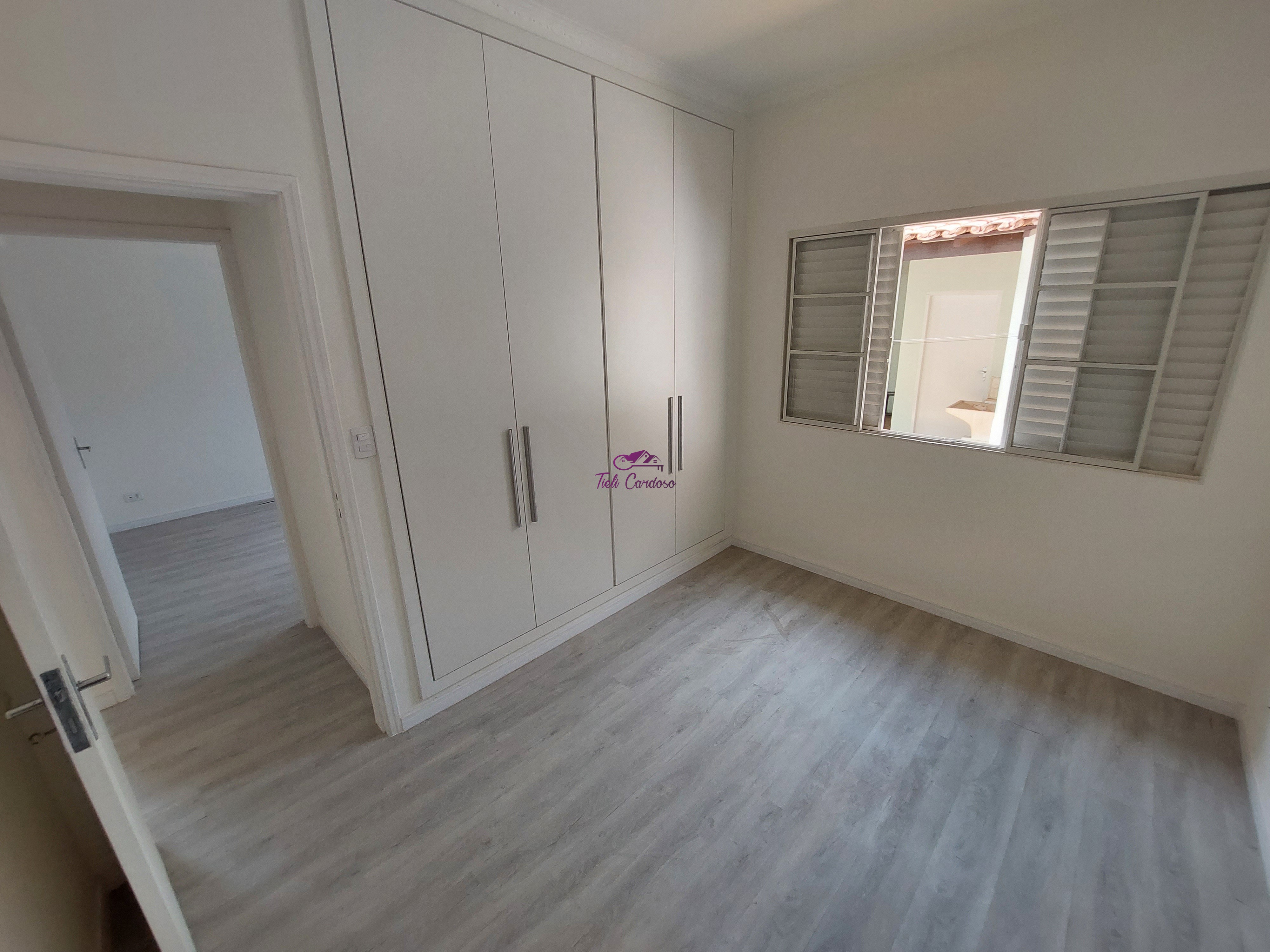 Prédio Inteiro para alugar com 3 quartos, 182m² - Foto 12