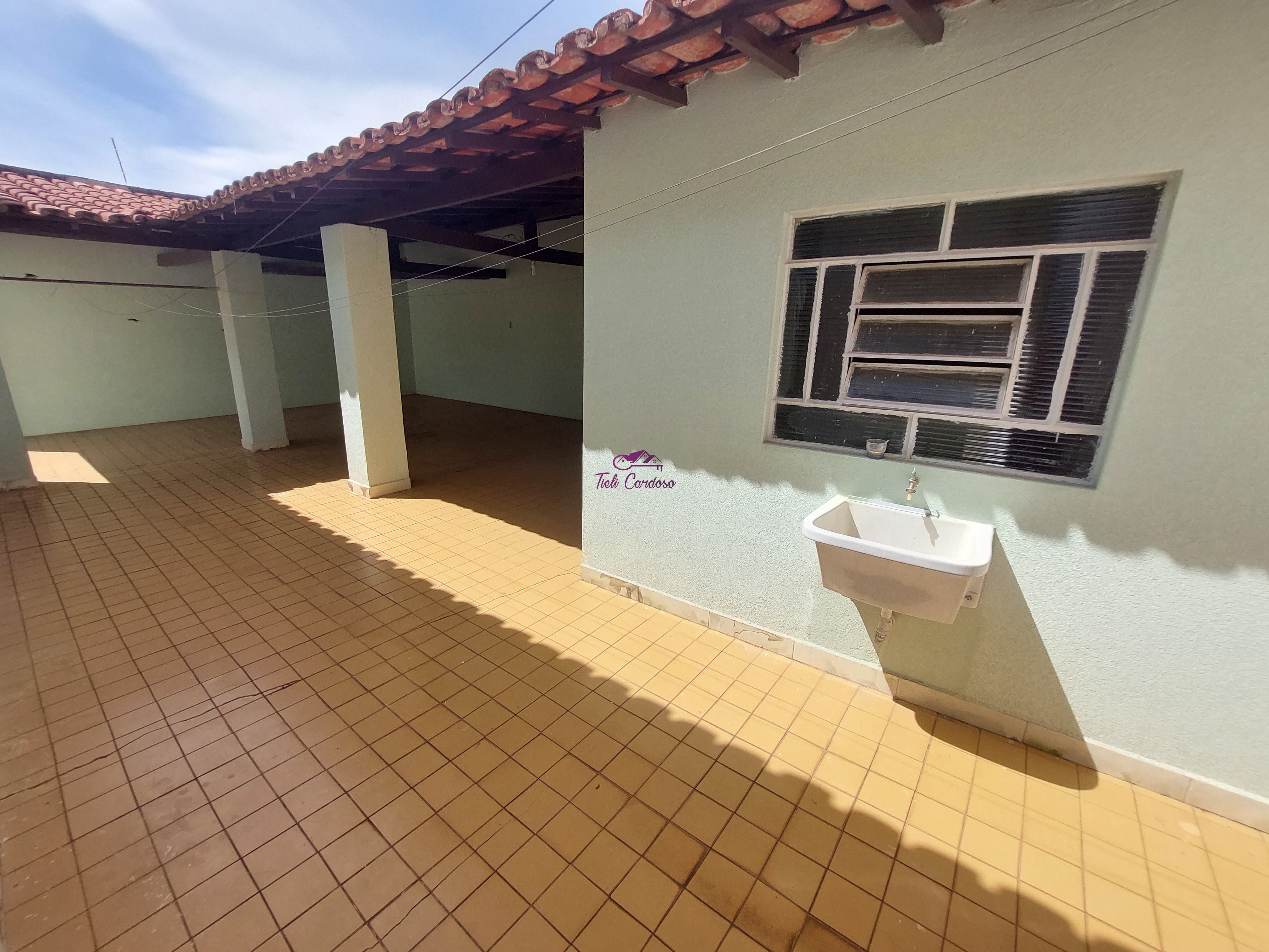 Prédio Inteiro para alugar com 3 quartos, 182m² - Foto 15