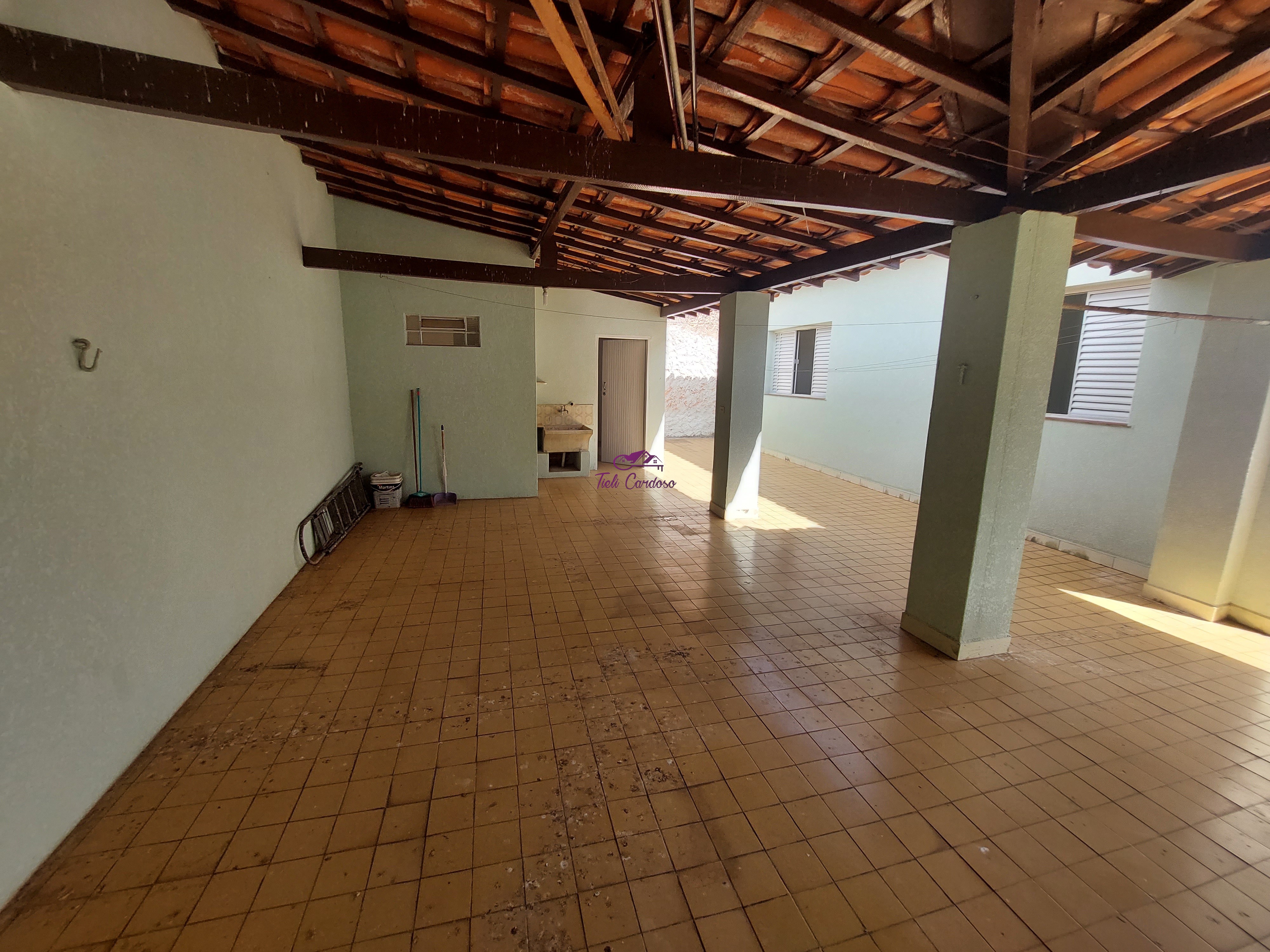 Prédio Inteiro para alugar com 3 quartos, 182m² - Foto 19