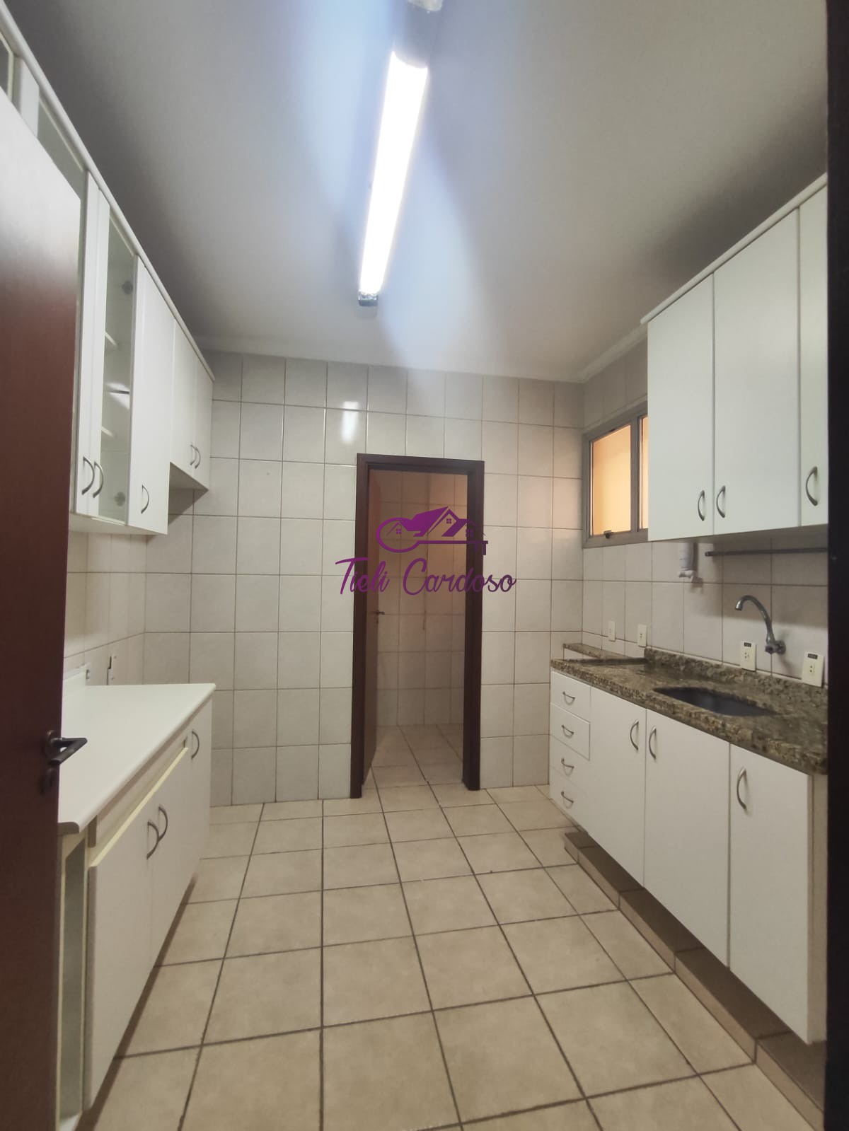 Apartamento à venda com 3 quartos, 93m² - Foto 12