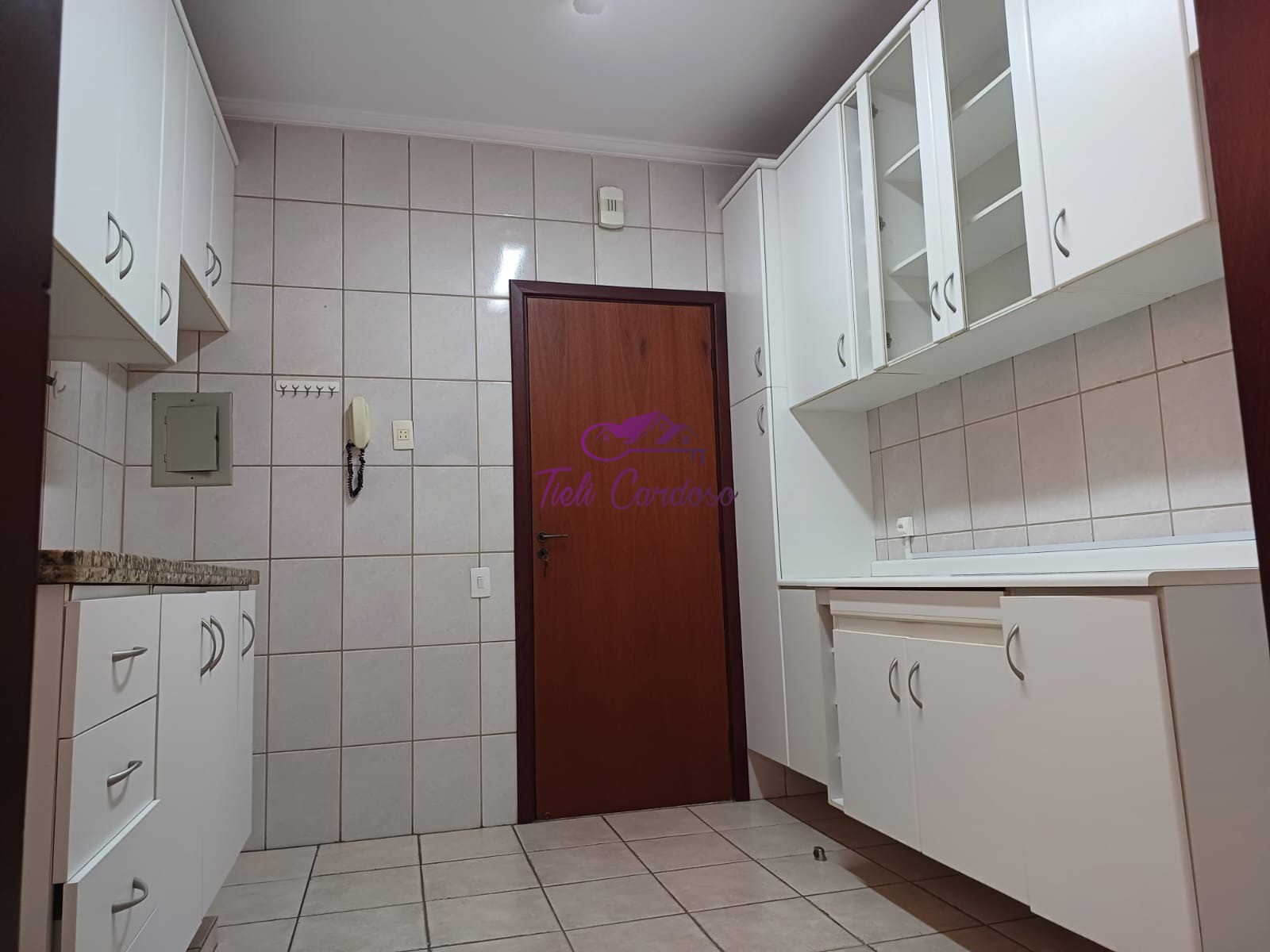 Apartamento à venda com 3 quartos, 93m² - Foto 9