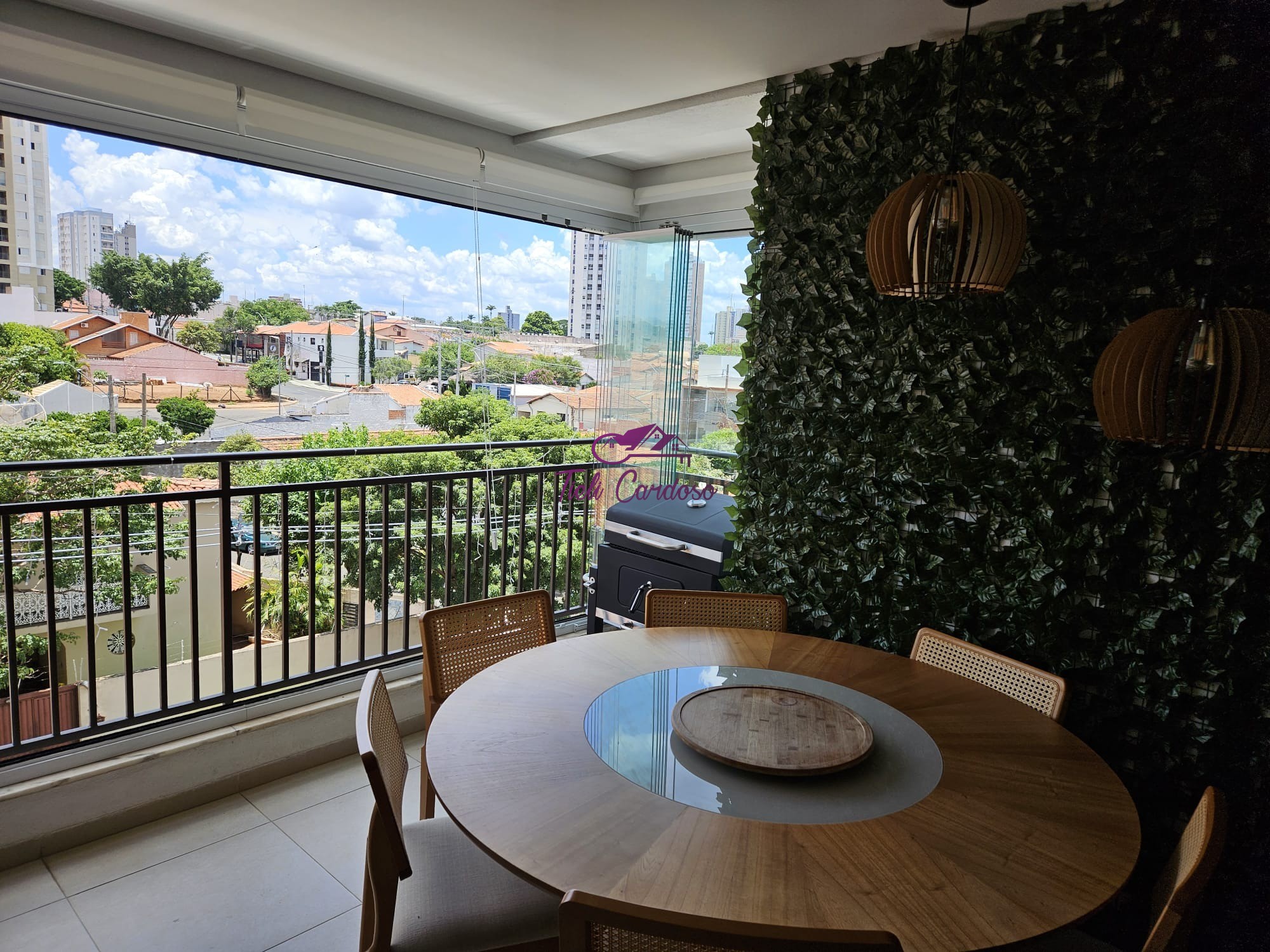 Apartamento à venda com 3 quartos, 106m² - Foto 1