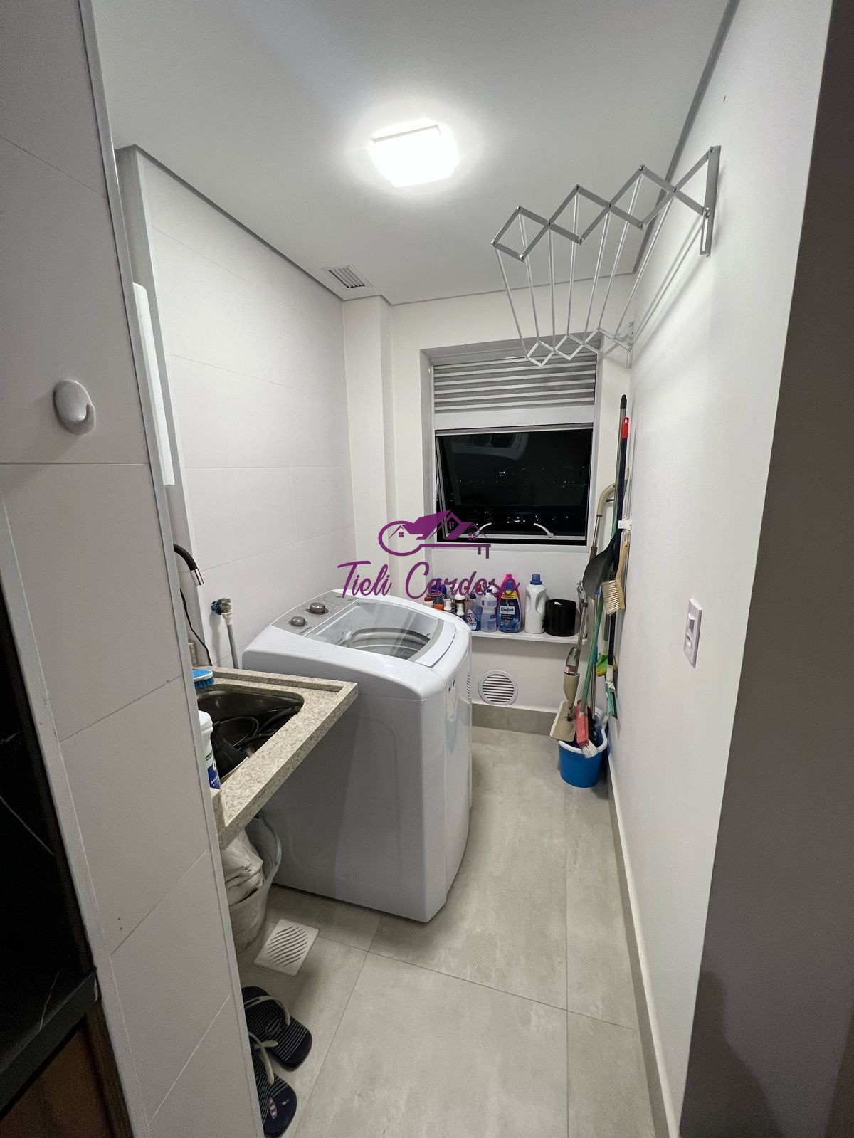 Apartamento à venda com 3 quartos, 106m² - Foto 3