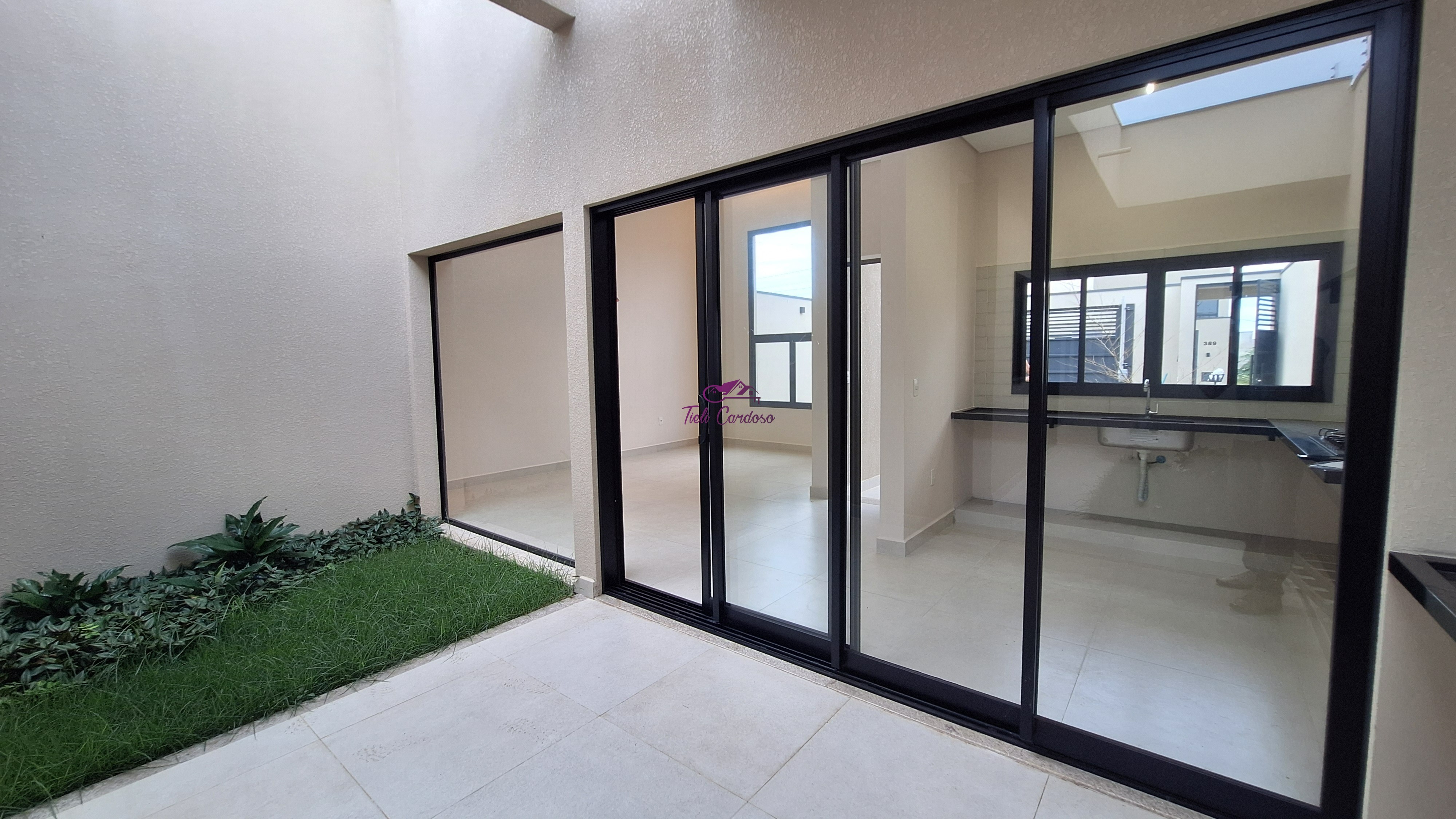 Casa à venda com 2 quartos, 150m² - Foto 6