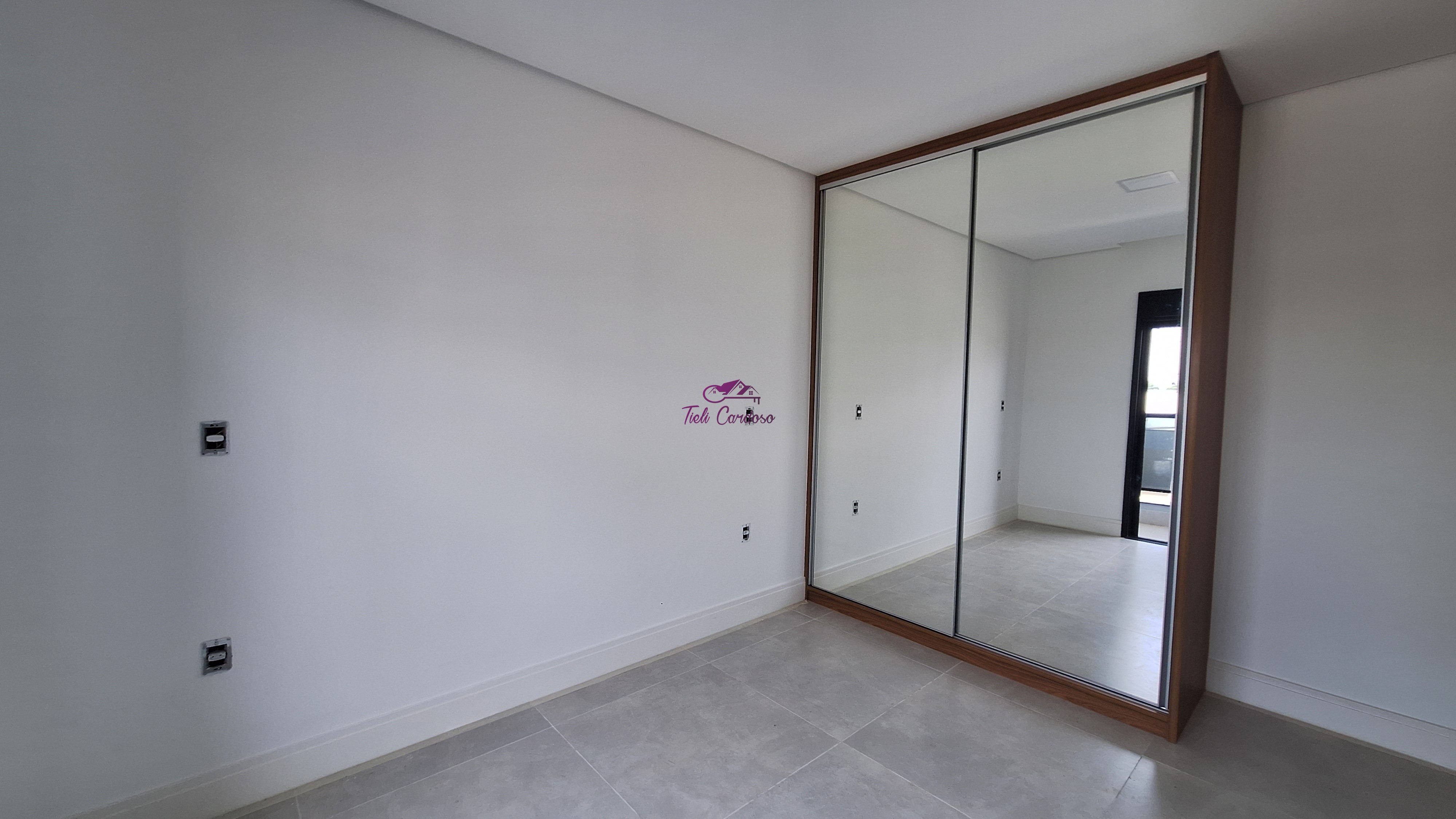 Casa à venda com 3 quartos, 201m² - Foto 14