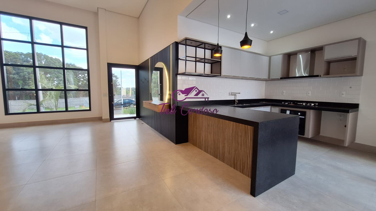 Casa à venda com 3 quartos, 320m² - Foto 7