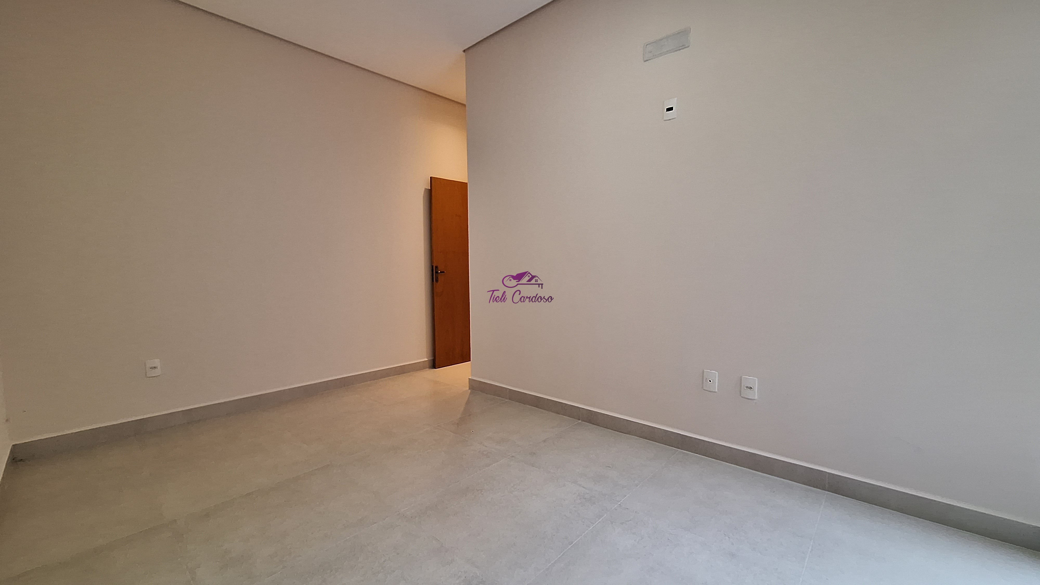 Casa à venda com 2 quartos, 150m² - Foto 14