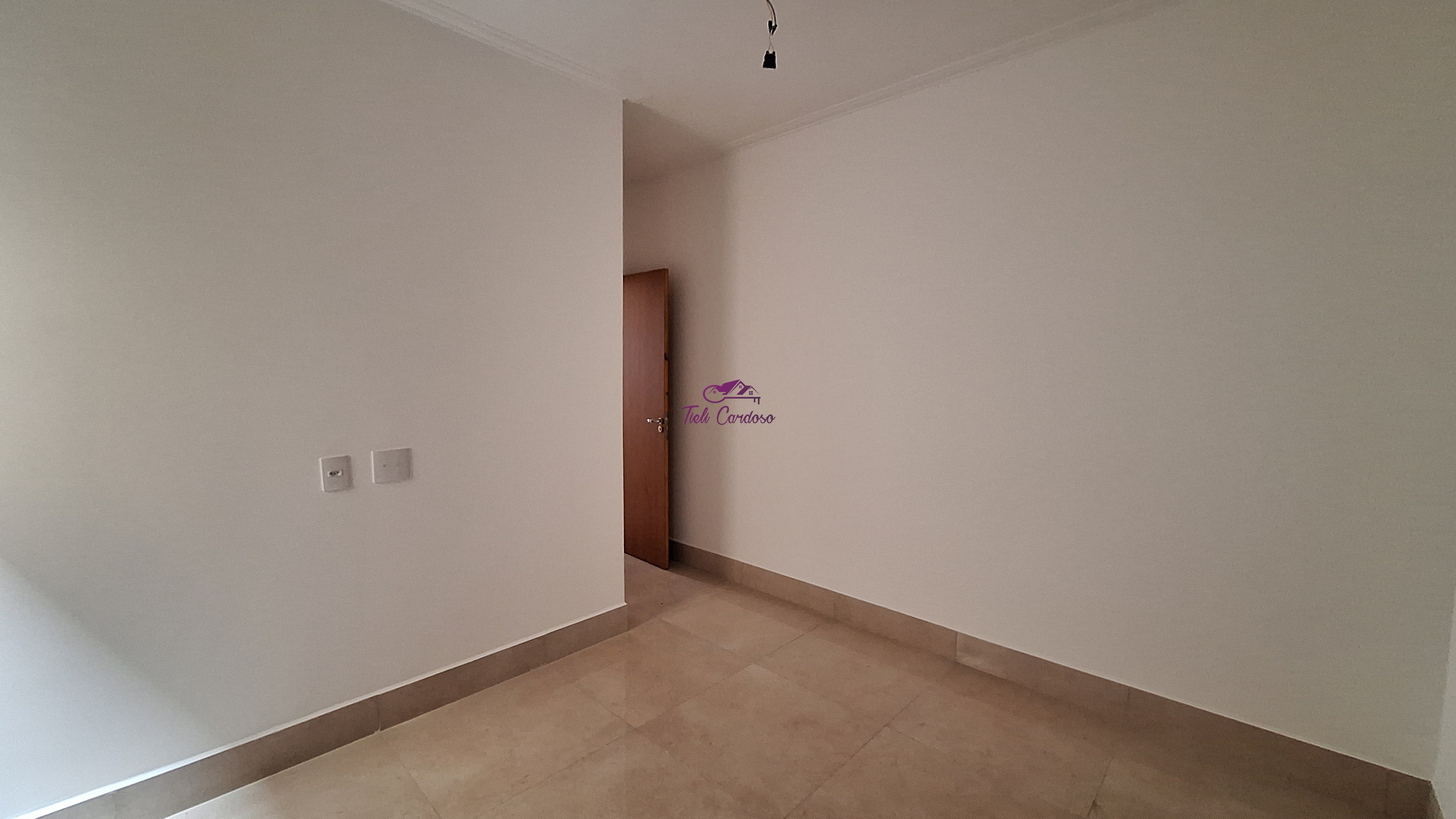 Casa à venda com 2 quartos, 100m² - Foto 11