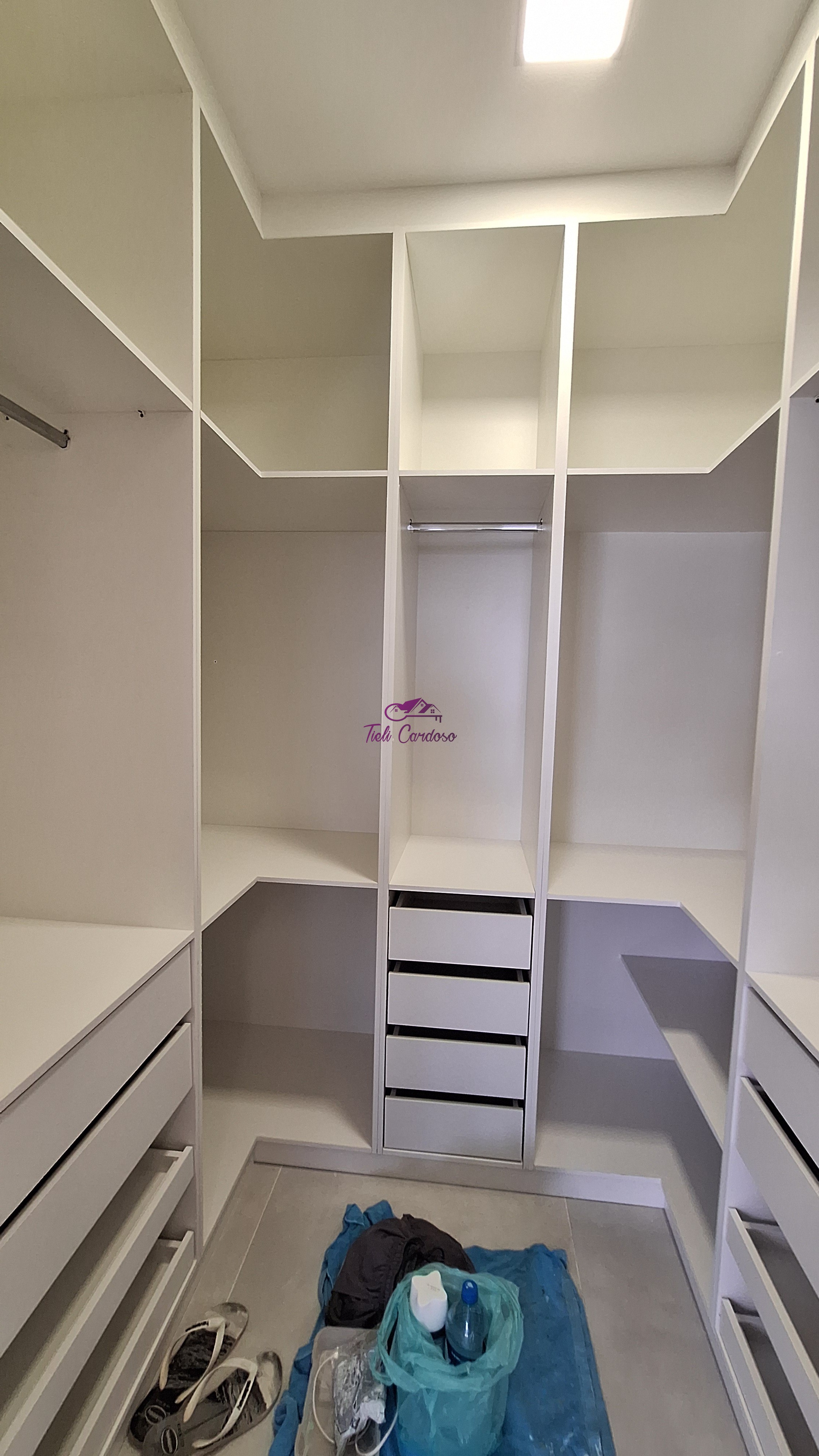 Casa à venda com 3 quartos, 201m² - Foto 17