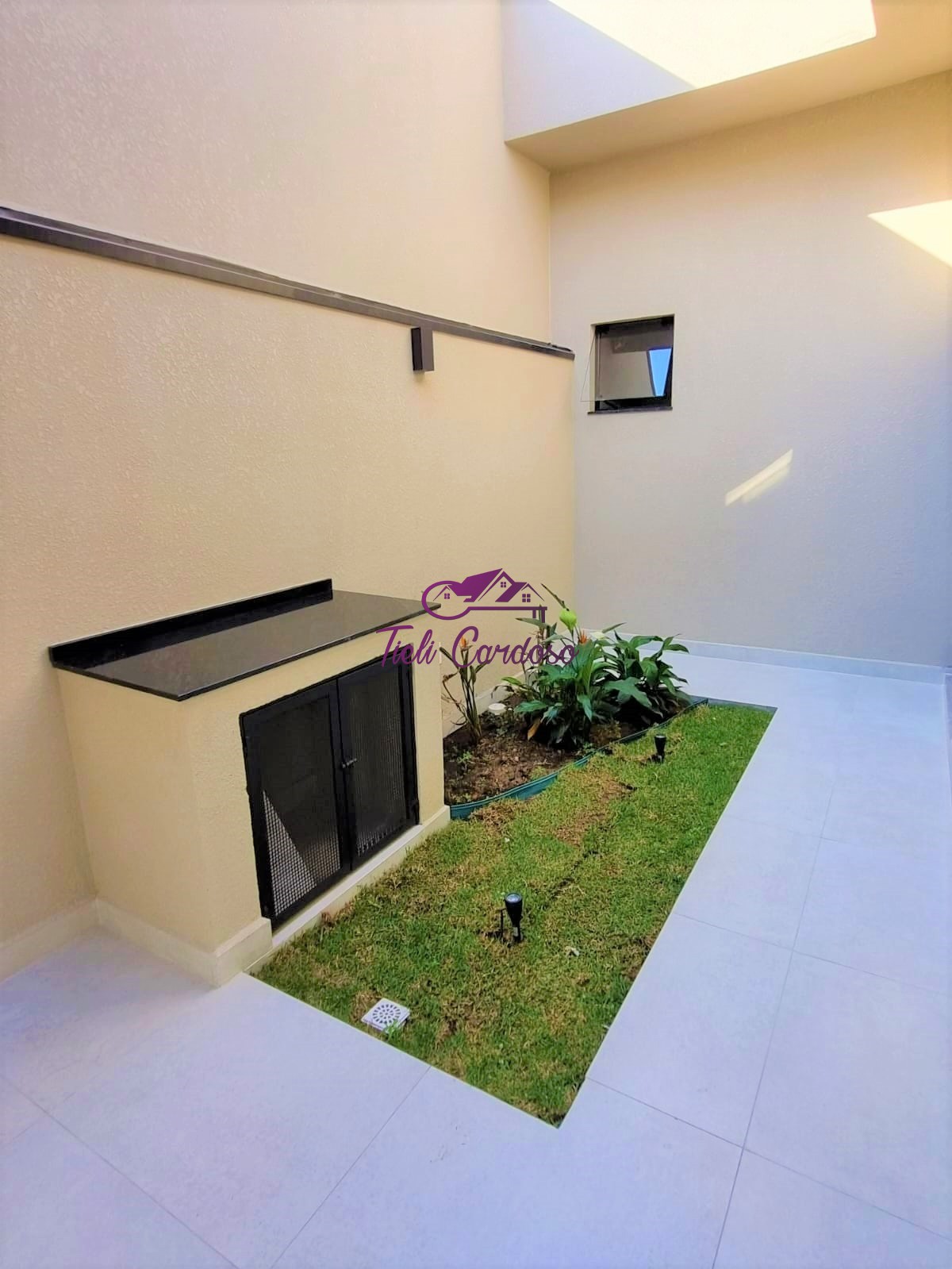 Casa à venda com 2 quartos, 150m² - Foto 9