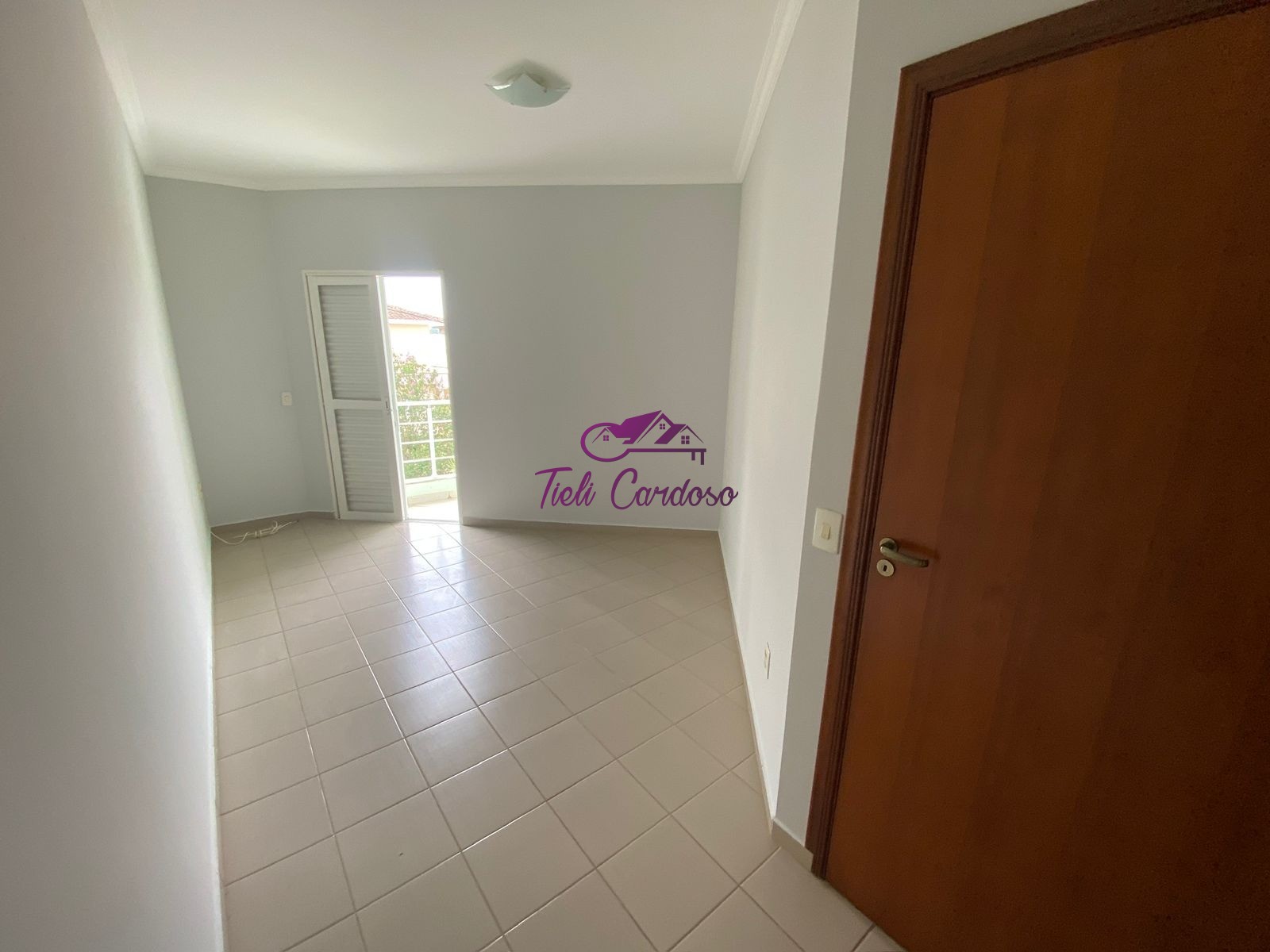 Casa à venda e aluguel com 6 quartos, 290m² - Foto 10