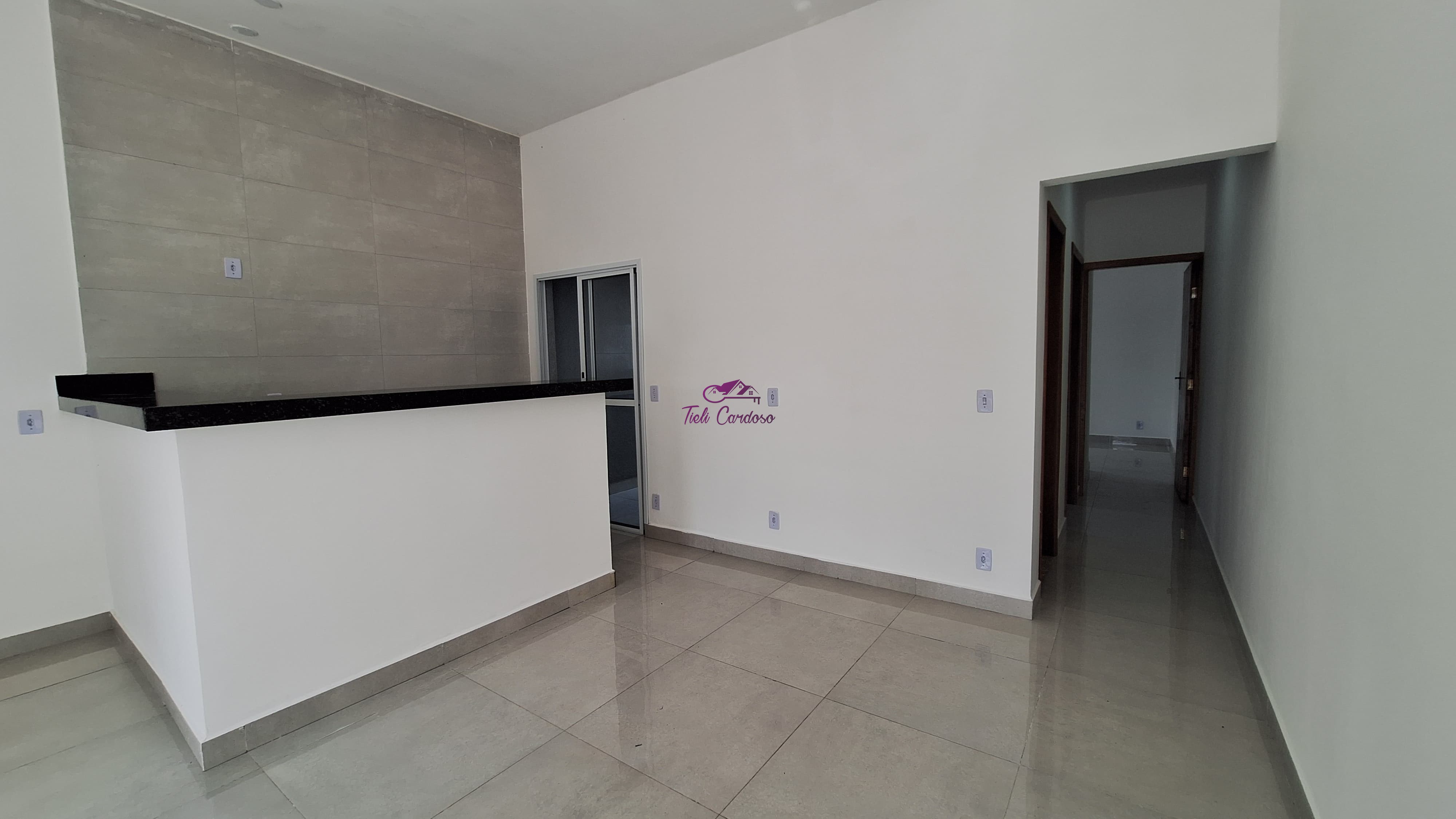 Casa à venda com 2 quartos, 56m² - Foto 14