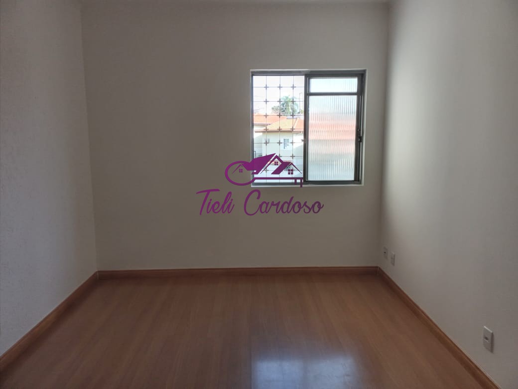 Apartamento à venda com 3 quartos, 77m² - Foto 2