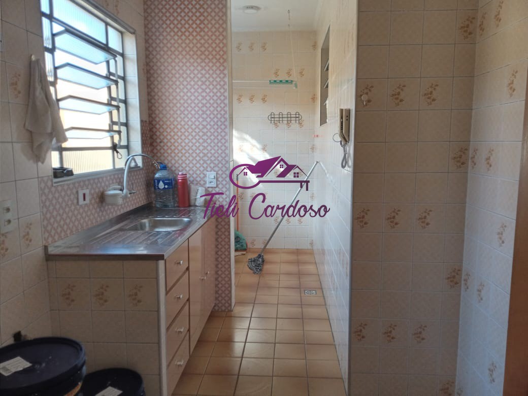 Apartamento à venda com 3 quartos, 77m² - Foto 4