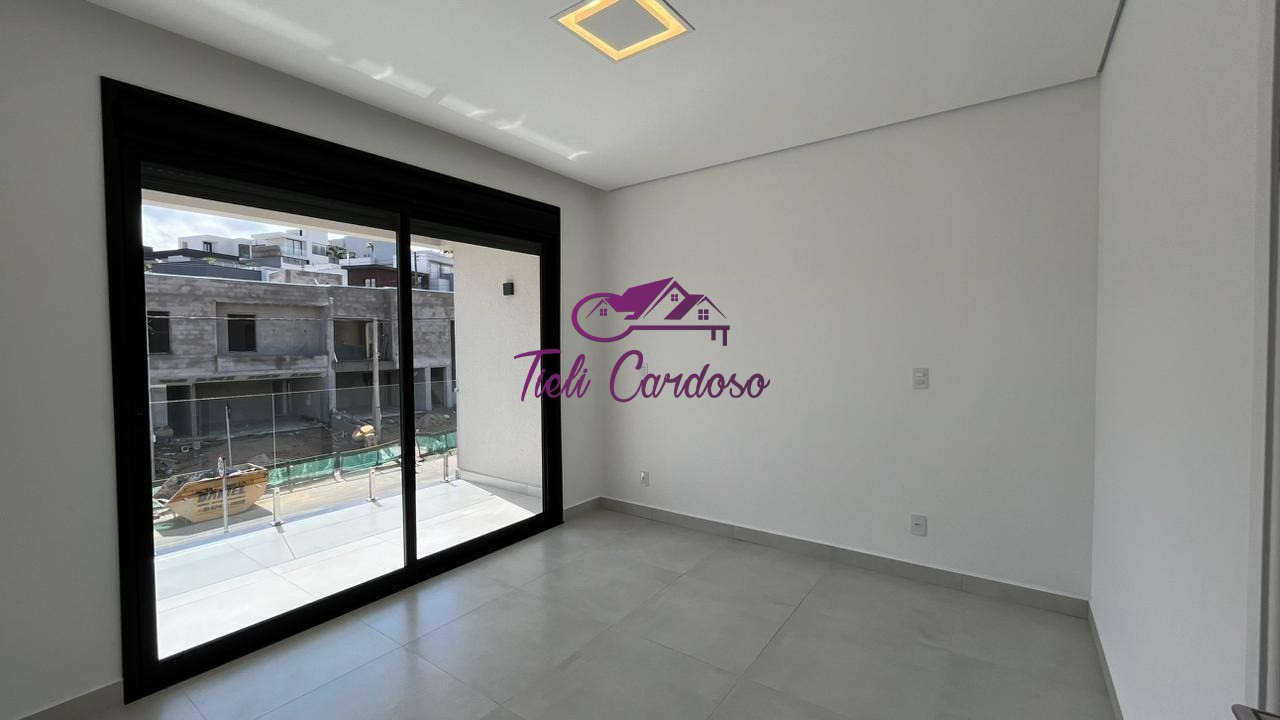 Casa à venda com 3 quartos, 228m² - Foto 6