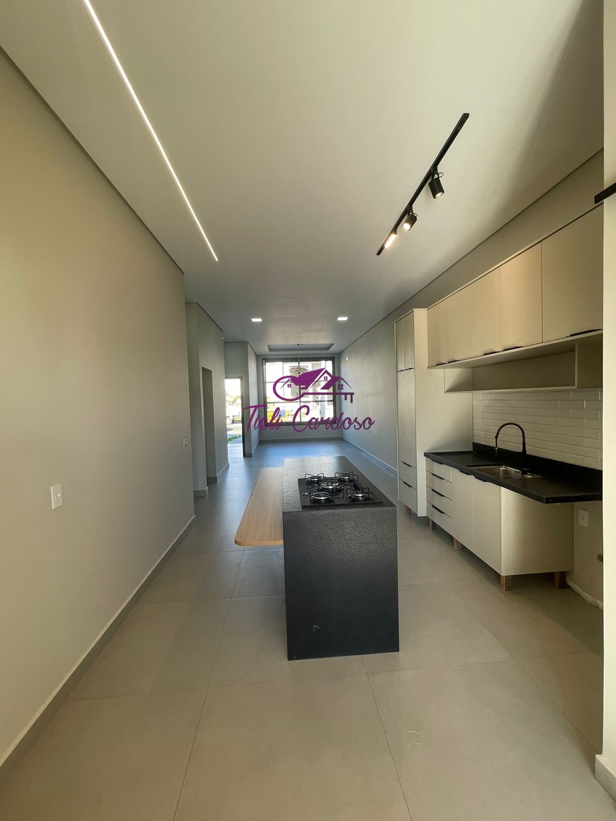 Casa à venda com 3 quartos, 306m² - Foto 10