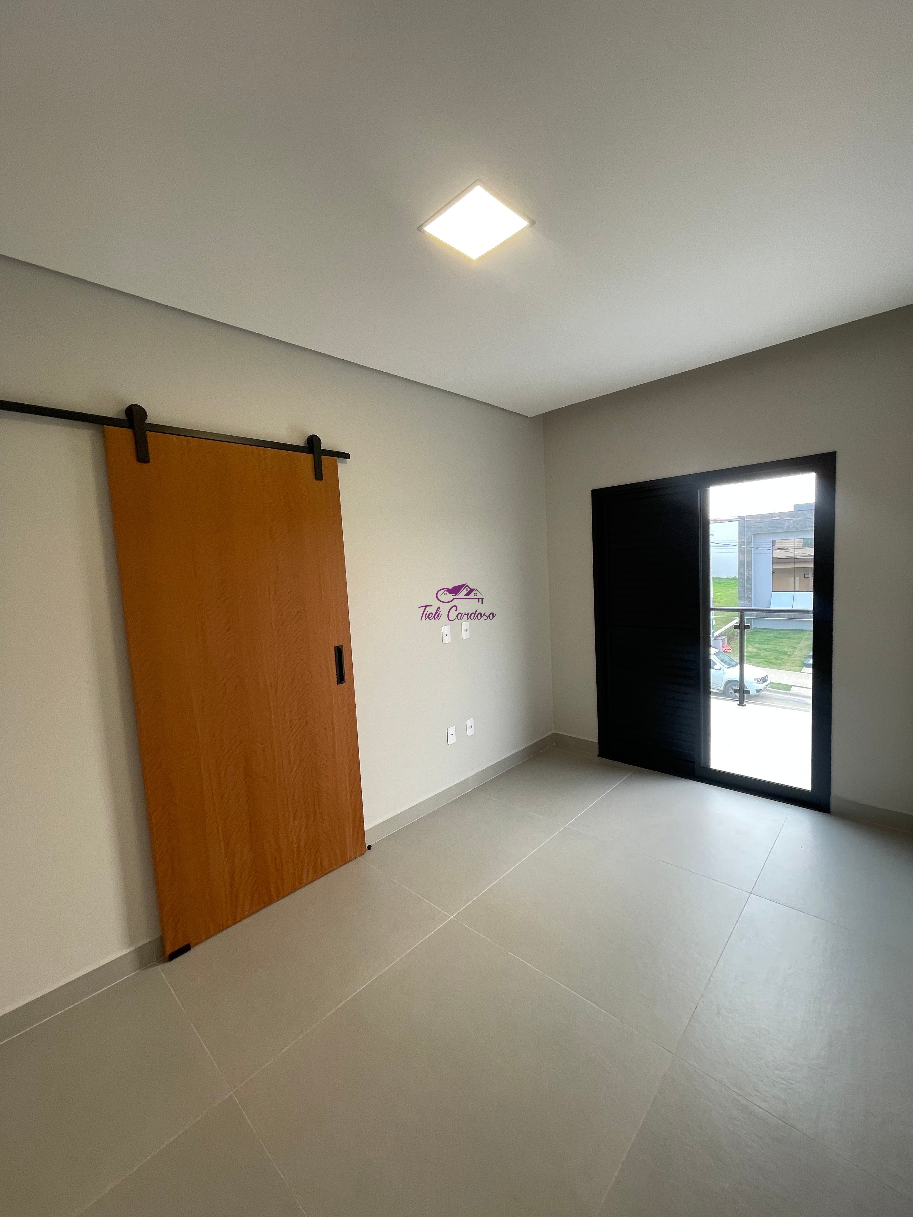 Casa à venda com 3 quartos, 306m² - Foto 20