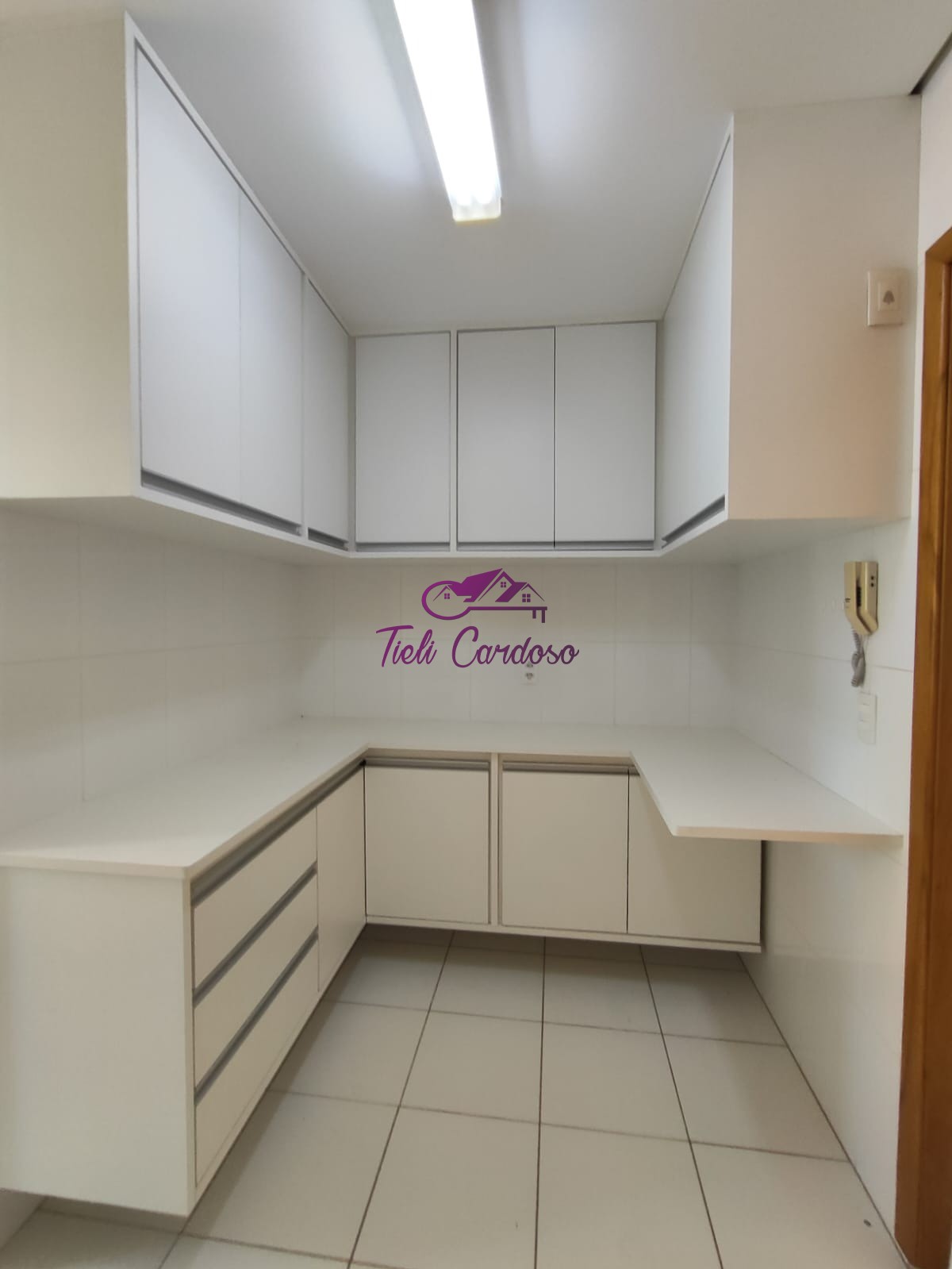 Apartamento para alugar com 3 quartos, 128m² - Foto 7