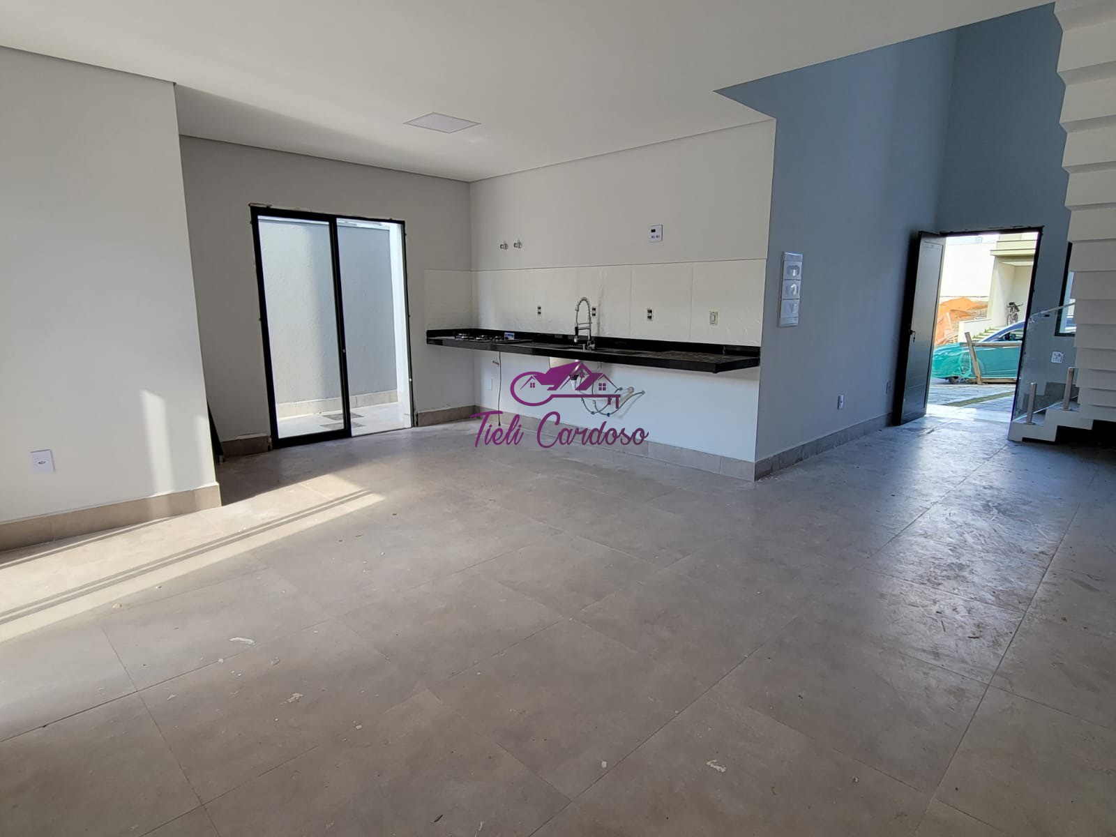 Casa à venda com 3 quartos, 200m² - Foto 16