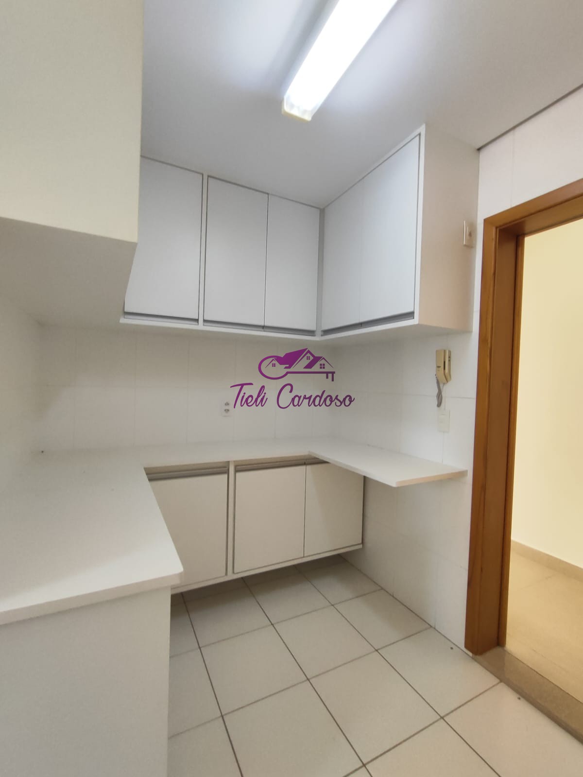 Apartamento para alugar com 3 quartos, 128m² - Foto 6