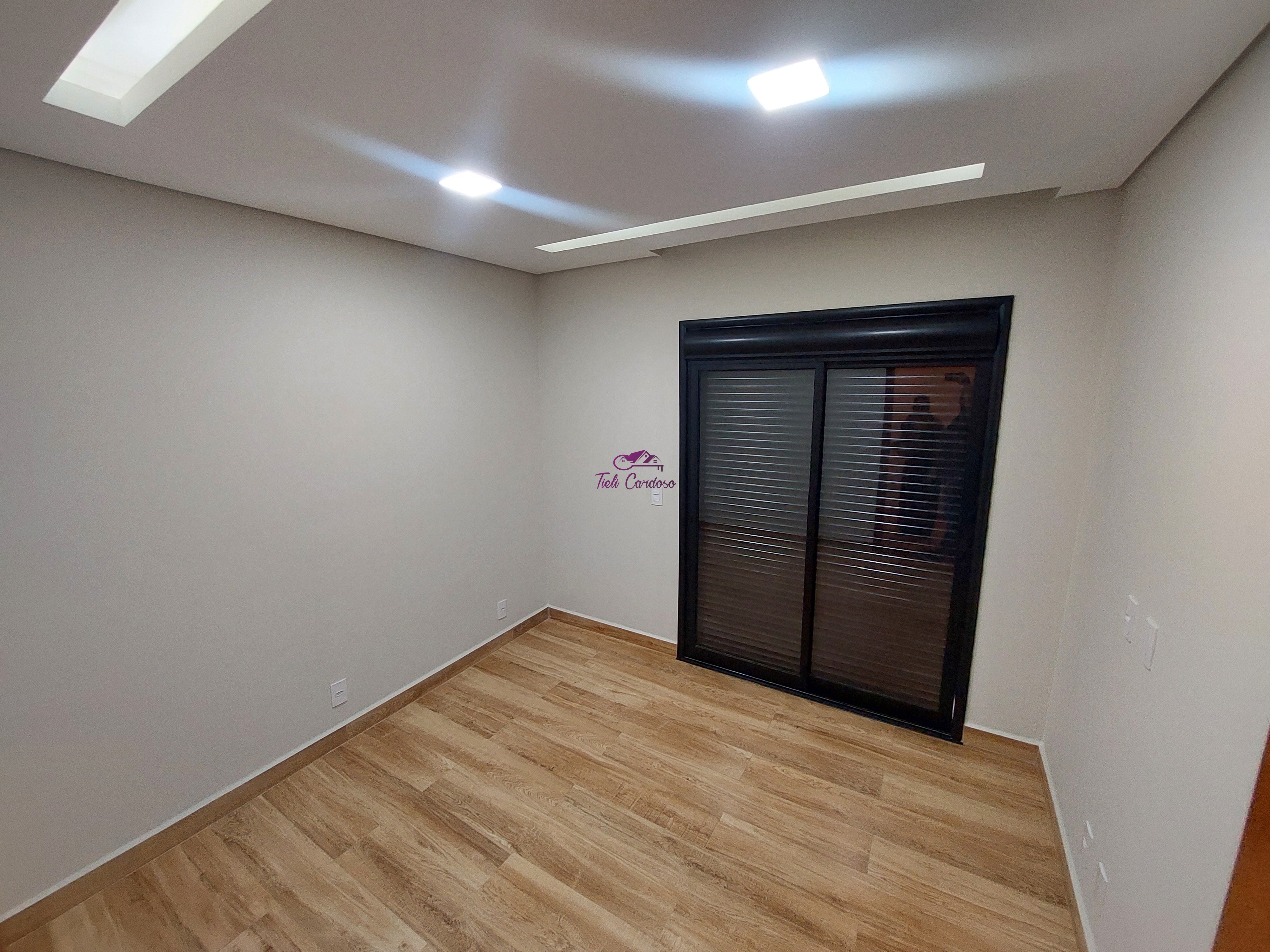 Casa à venda com 3 quartos, 304m² - Foto 15