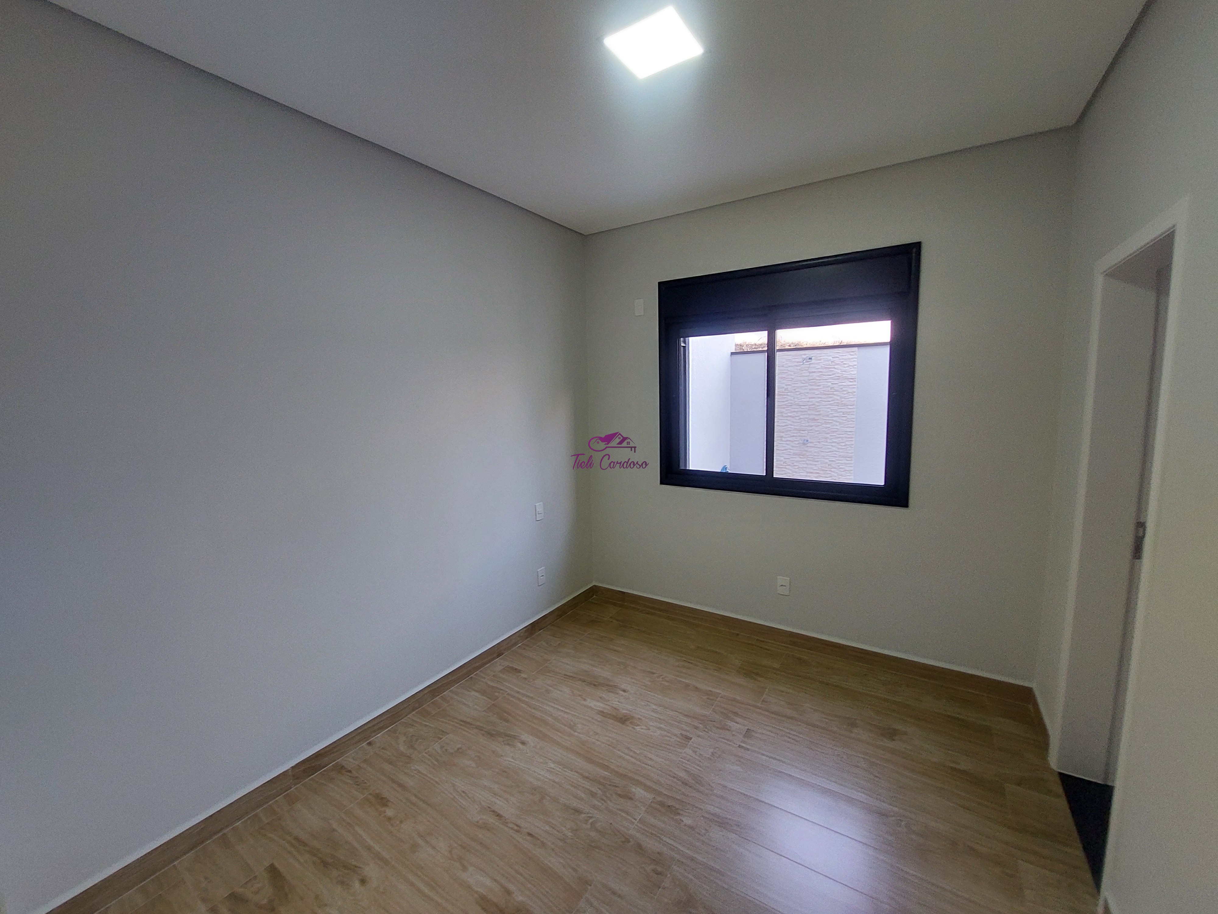 Casa à venda com 3 quartos, 208m² - Foto 14