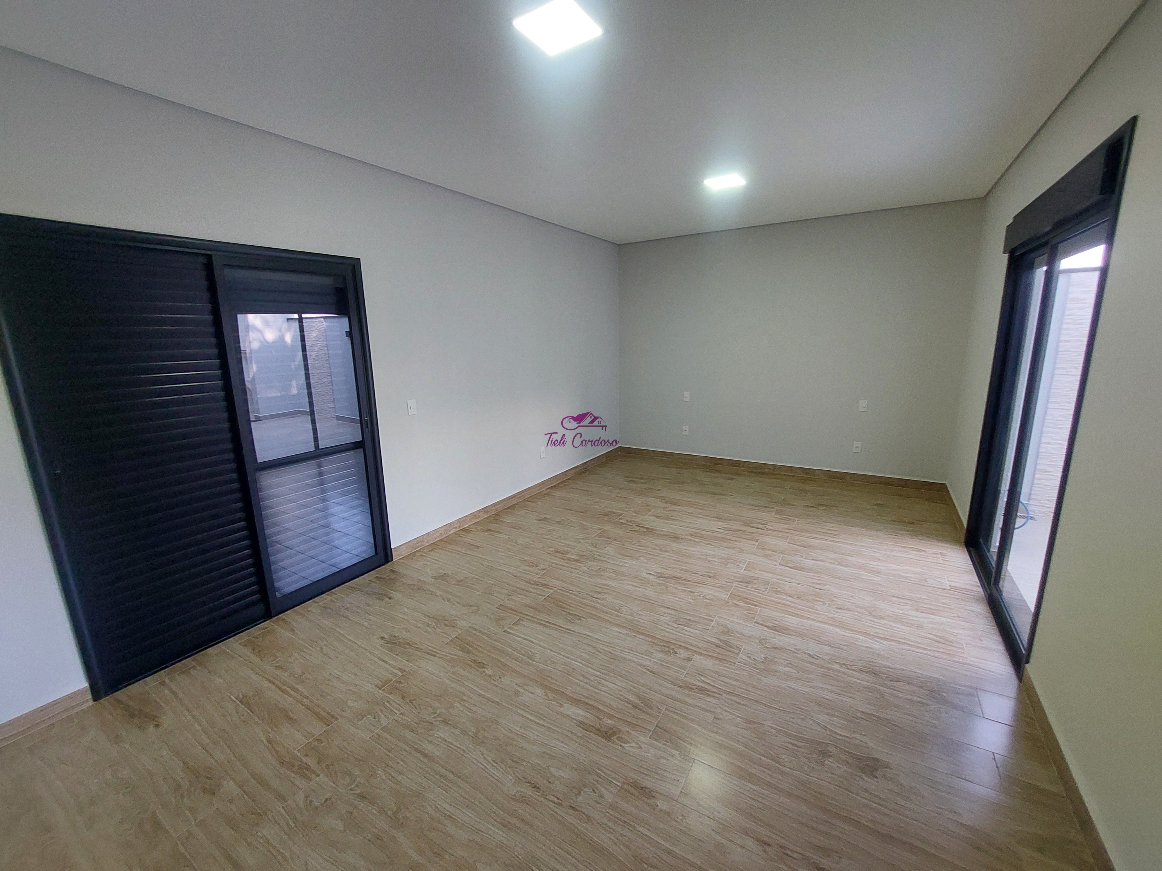 Casa à venda com 3 quartos, 208m² - Foto 16