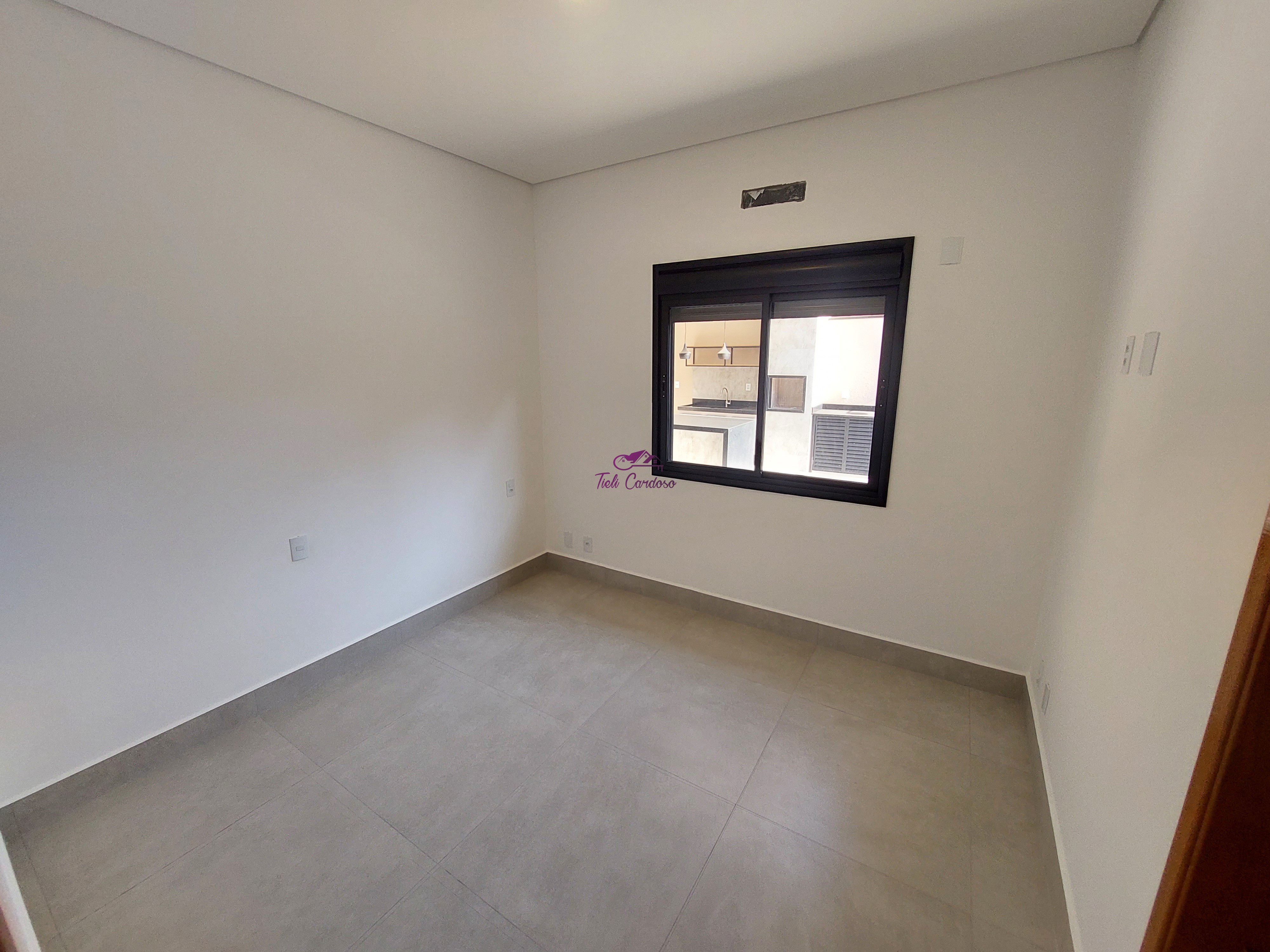 Casa à venda com 3 quartos, 320m² - Foto 17