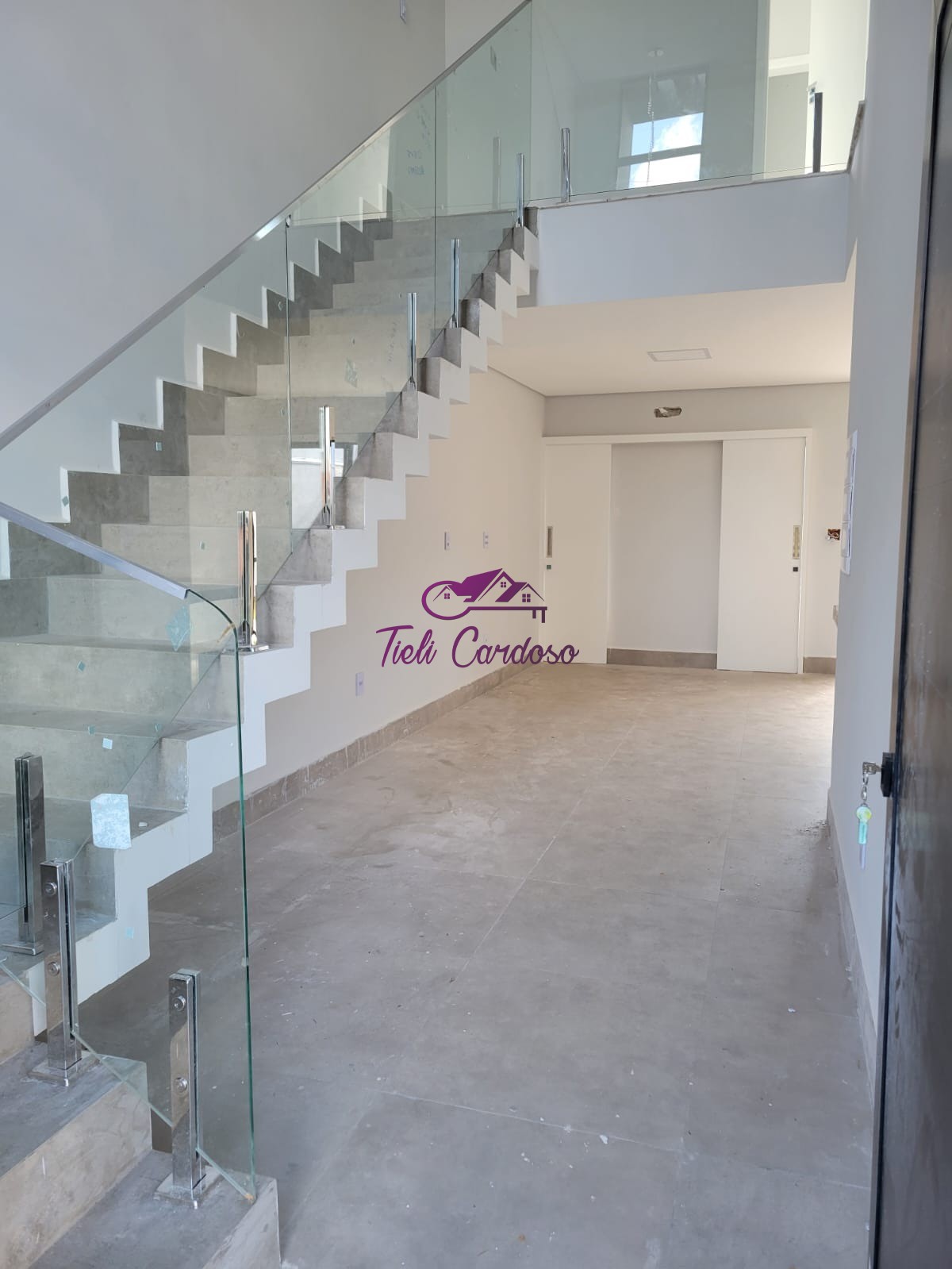 Casa à venda com 3 quartos, 200m² - Foto 14