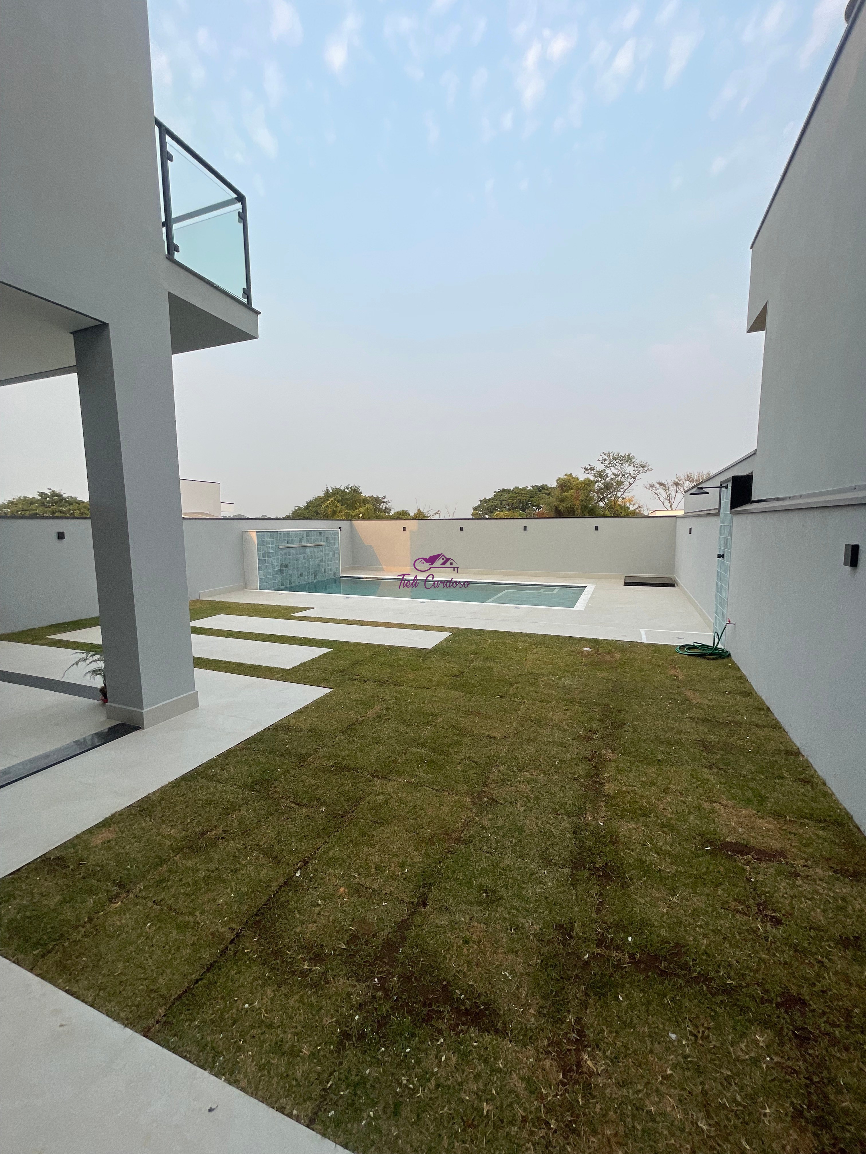 Casa à venda com 3 quartos, 306m² - Foto 13