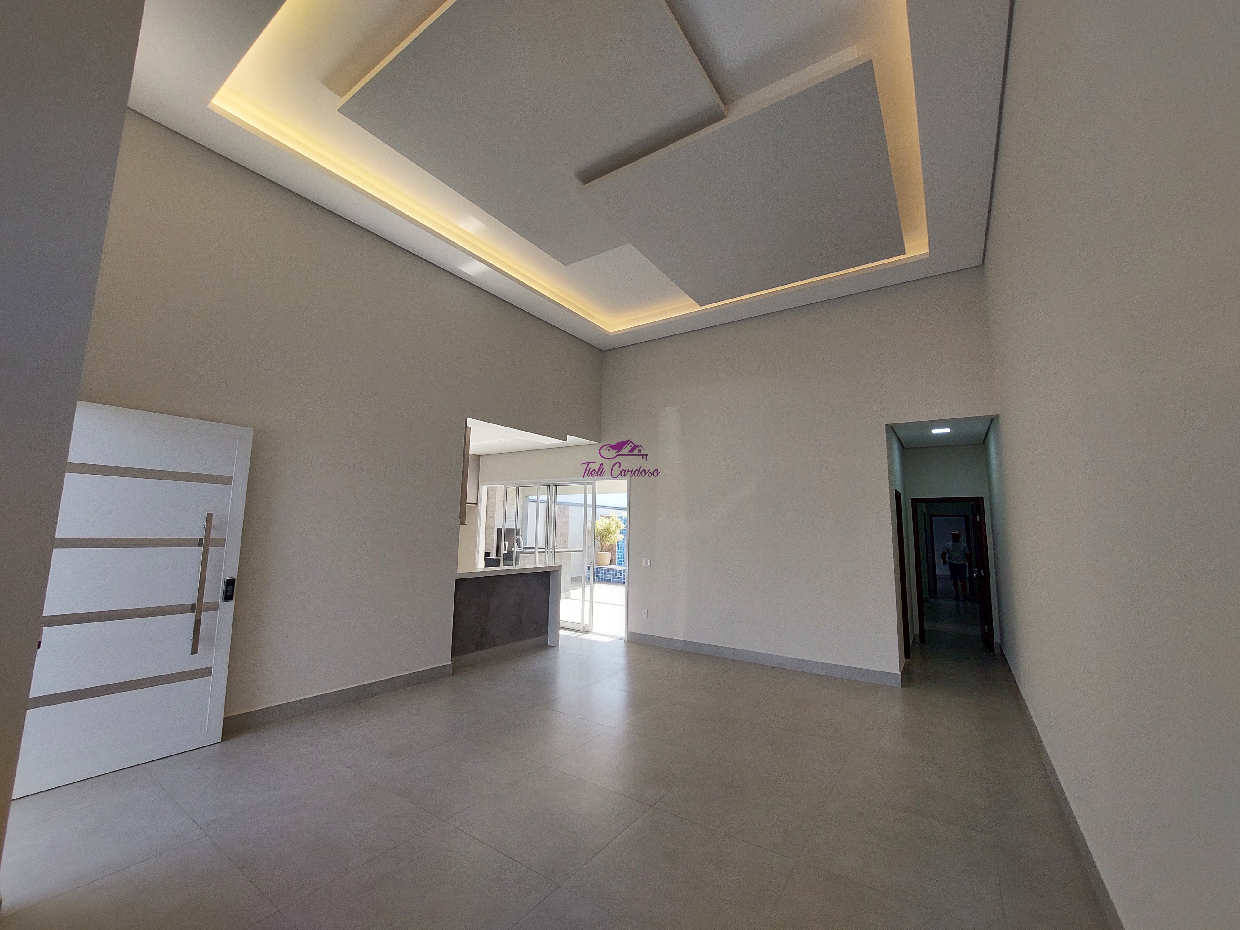 Casa à venda com 3 quartos, 320m² - Foto 4