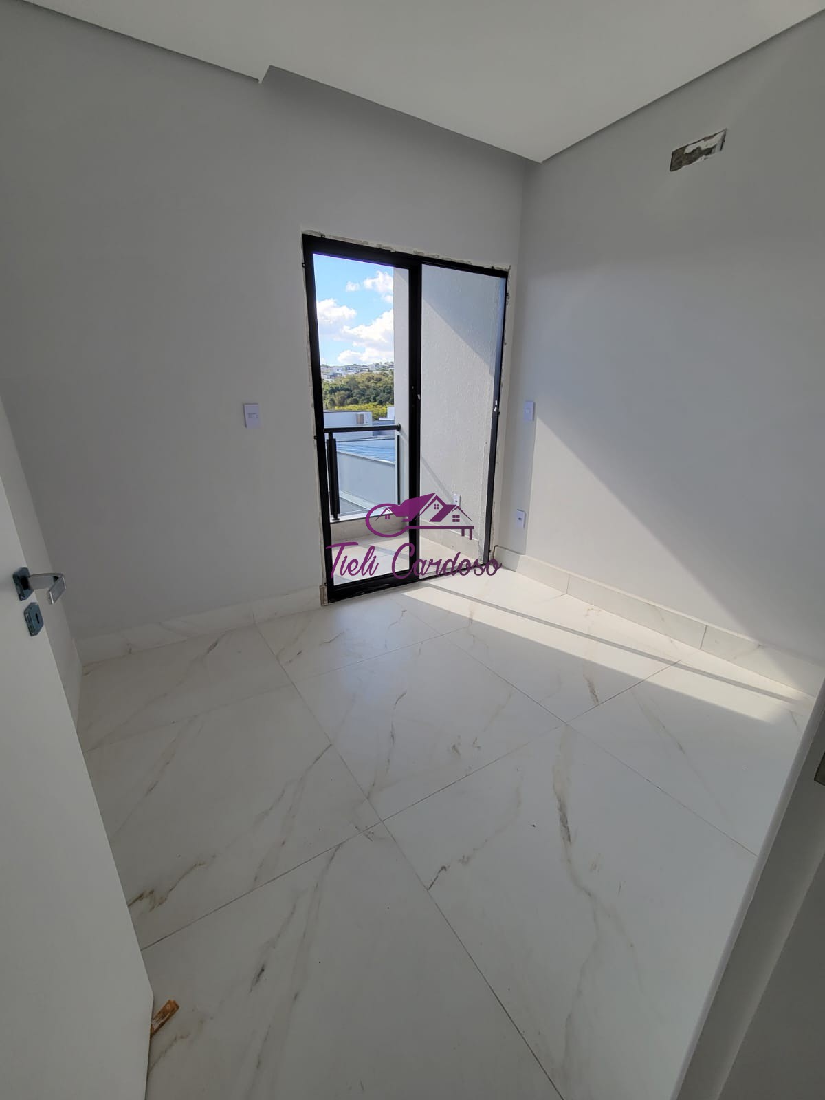 Casa à venda com 3 quartos, 200m² - Foto 40