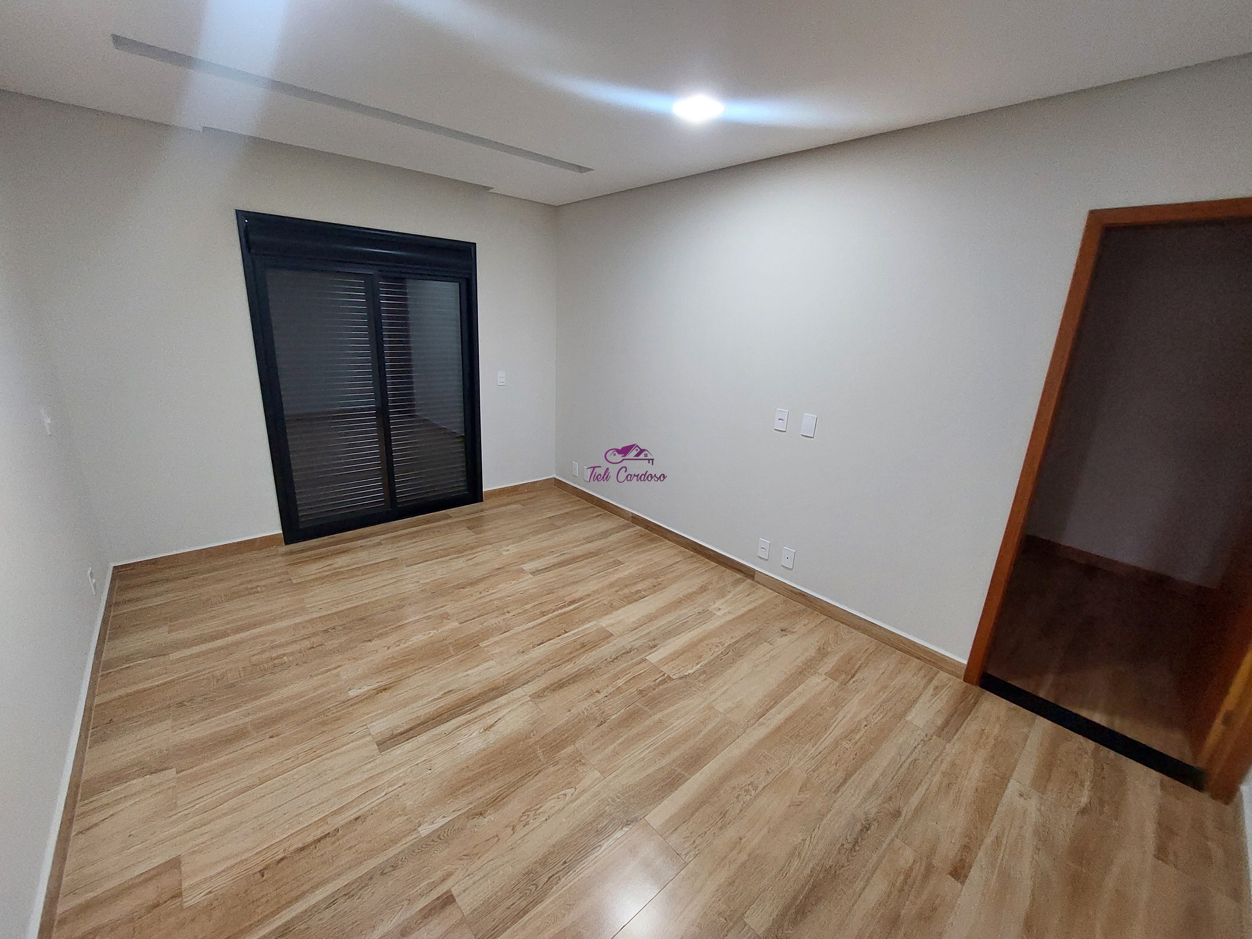 Casa à venda com 3 quartos, 304m² - Foto 18