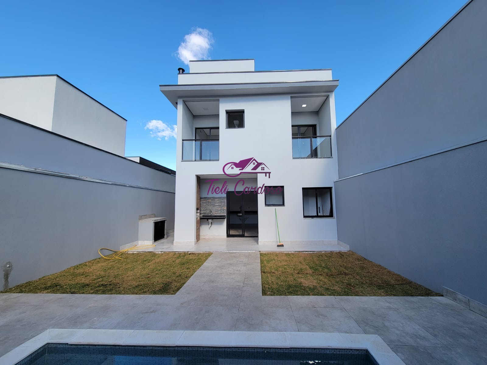 Casa à venda com 3 quartos, 200m² - Foto 13