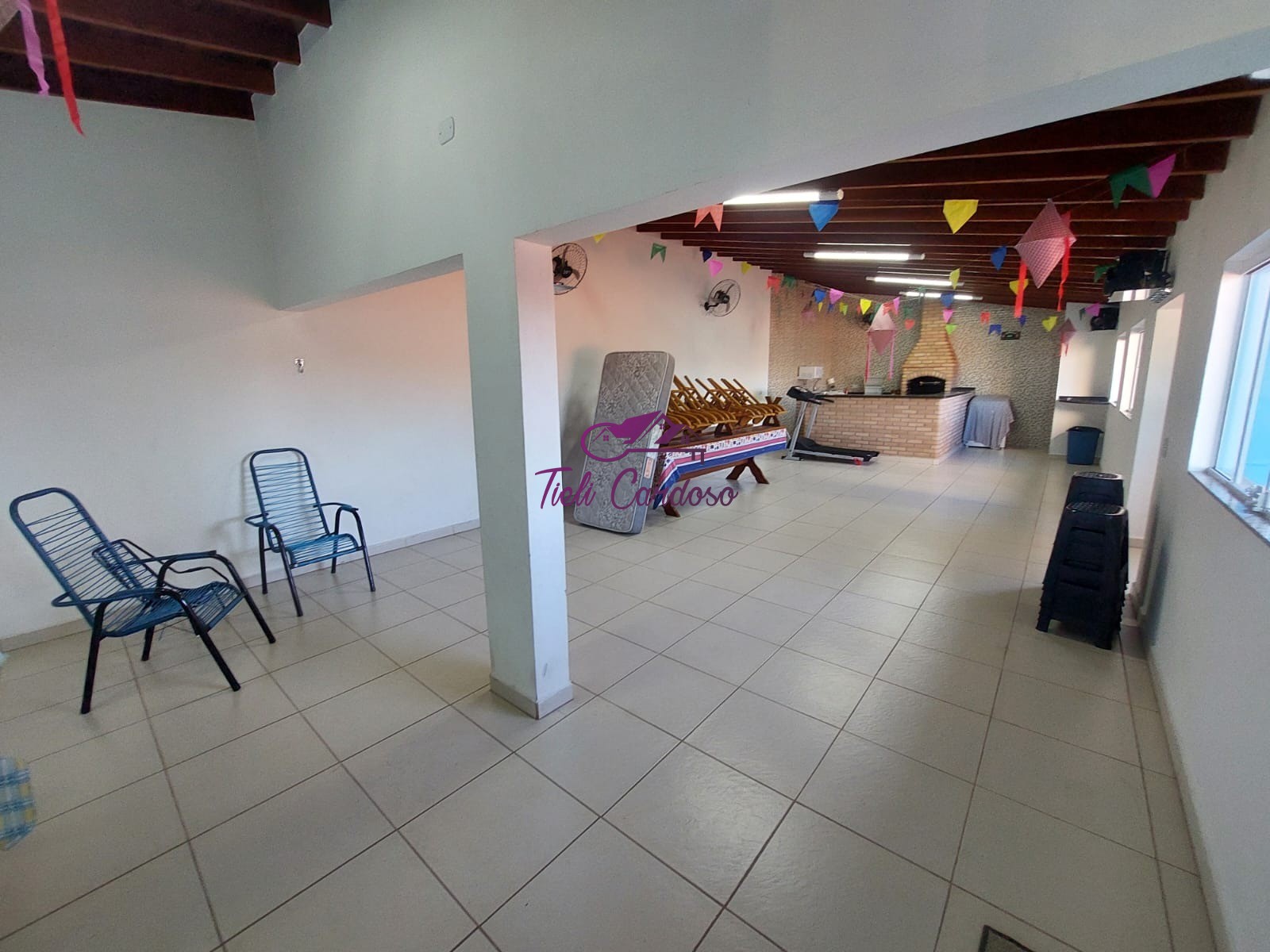 Casa à venda com 2 quartos, 192m² - Foto 18