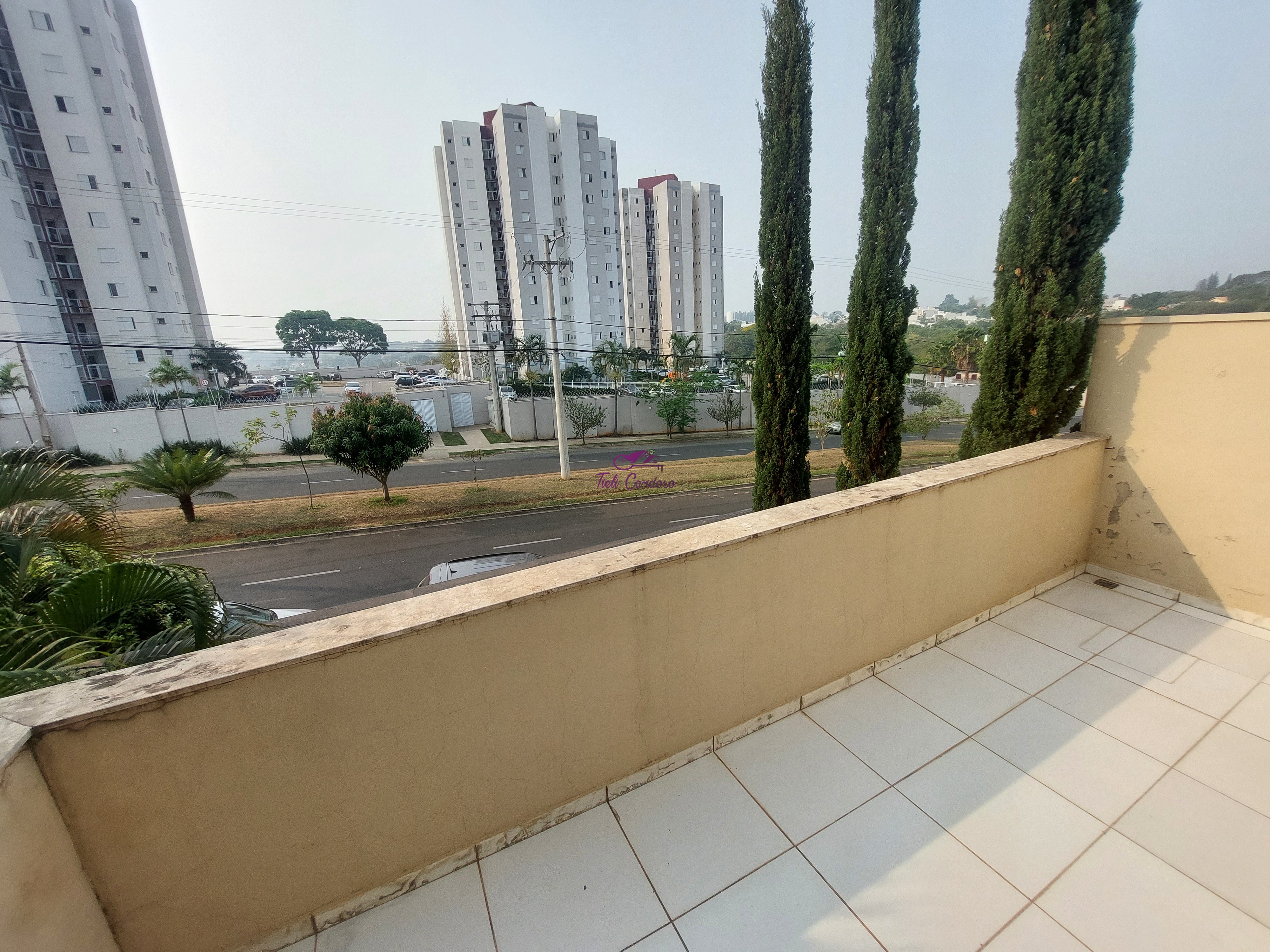 Casa para alugar com 4 quartos, 250m² - Foto 24