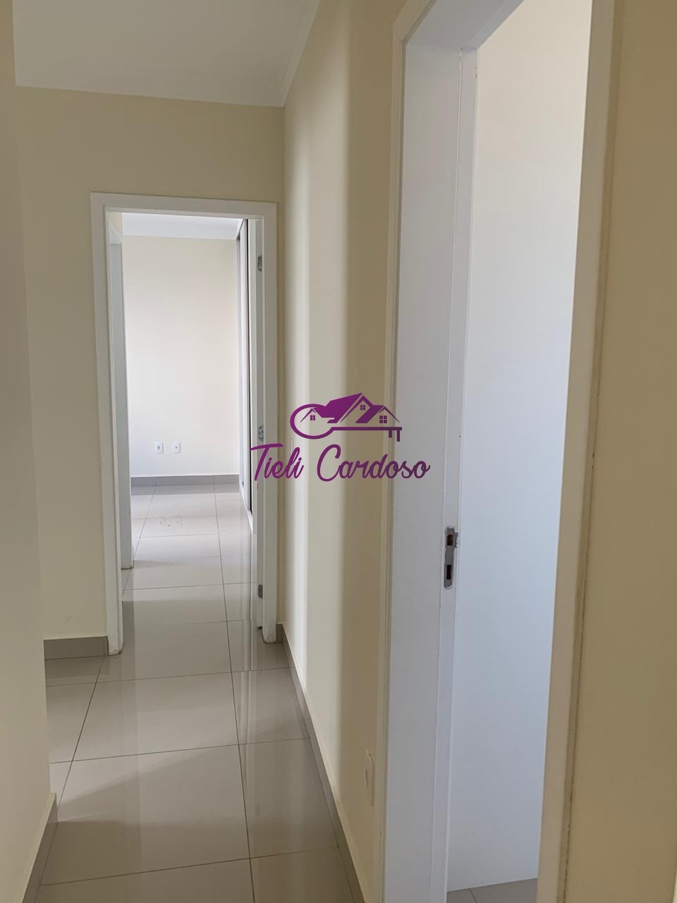 Apartamento para alugar com 3 quartos, 83m² - Foto 11