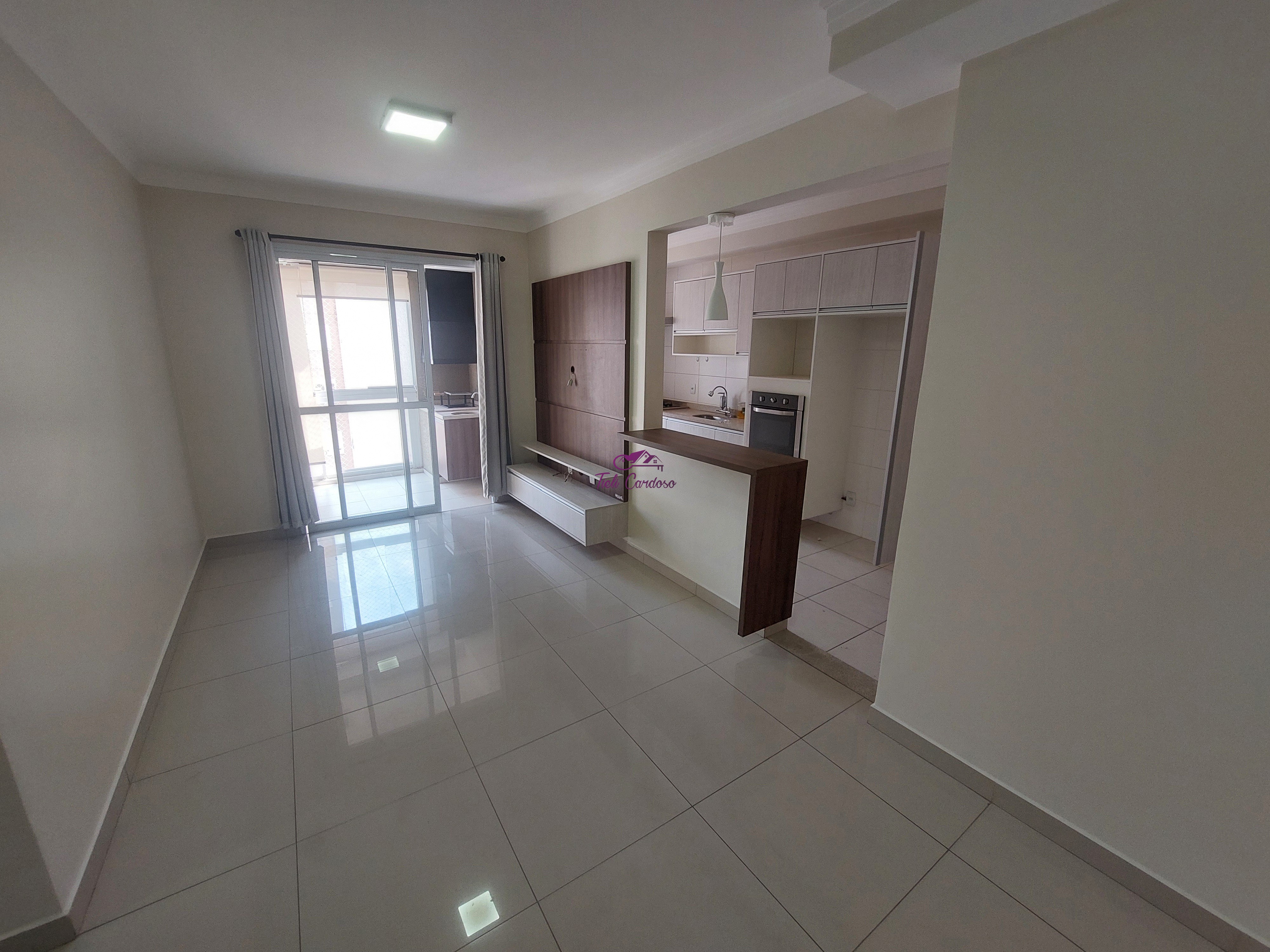 Apartamento para alugar com 3 quartos, 90m² - Foto 2