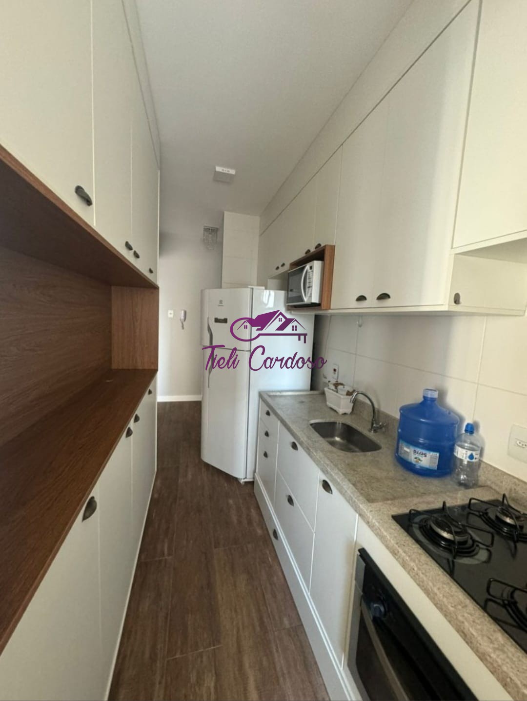 Apartamento para alugar com 2 quartos, 73m² - Foto 11