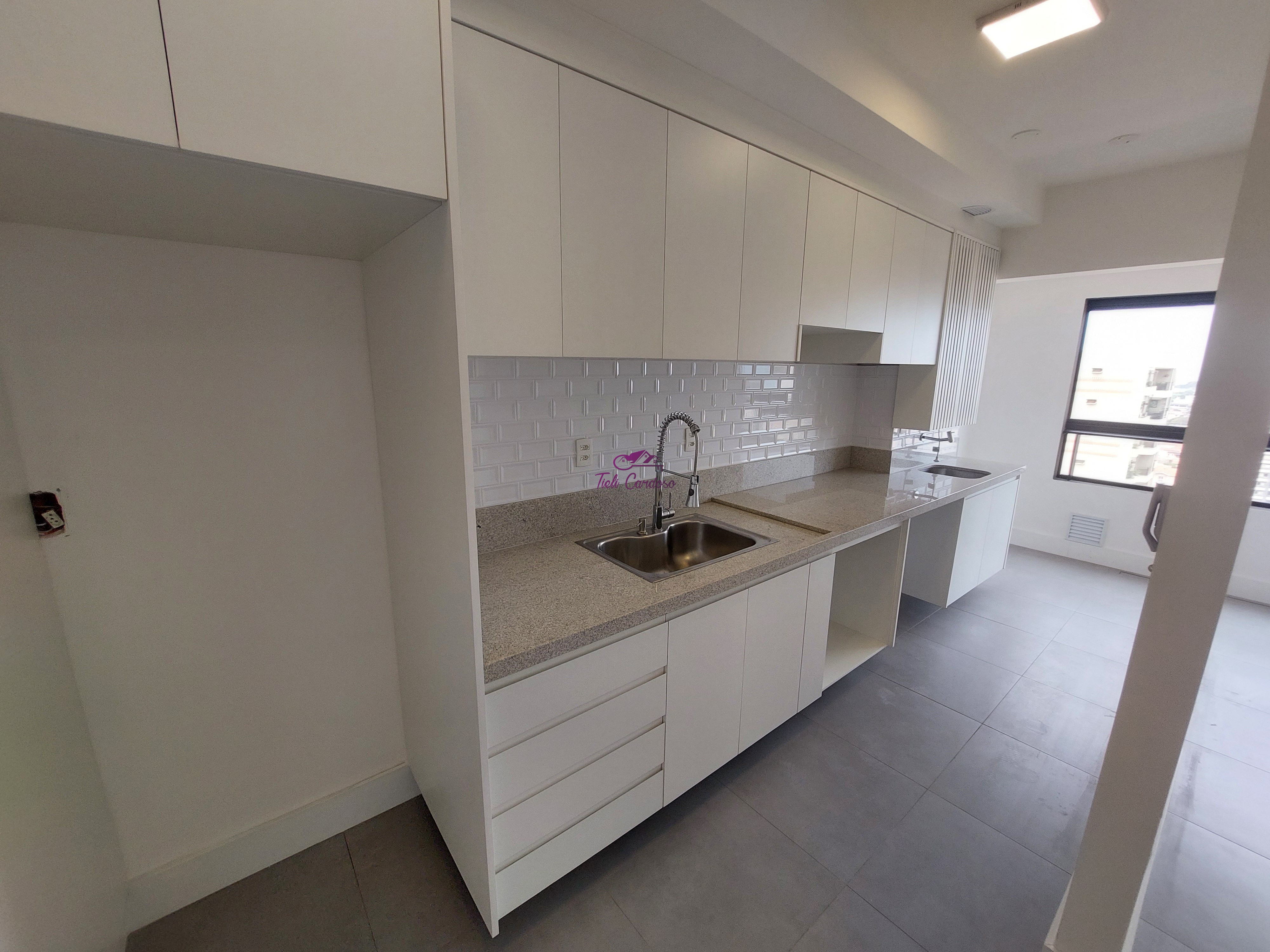 Apartamento para alugar com 3 quartos, 85m² - Foto 16