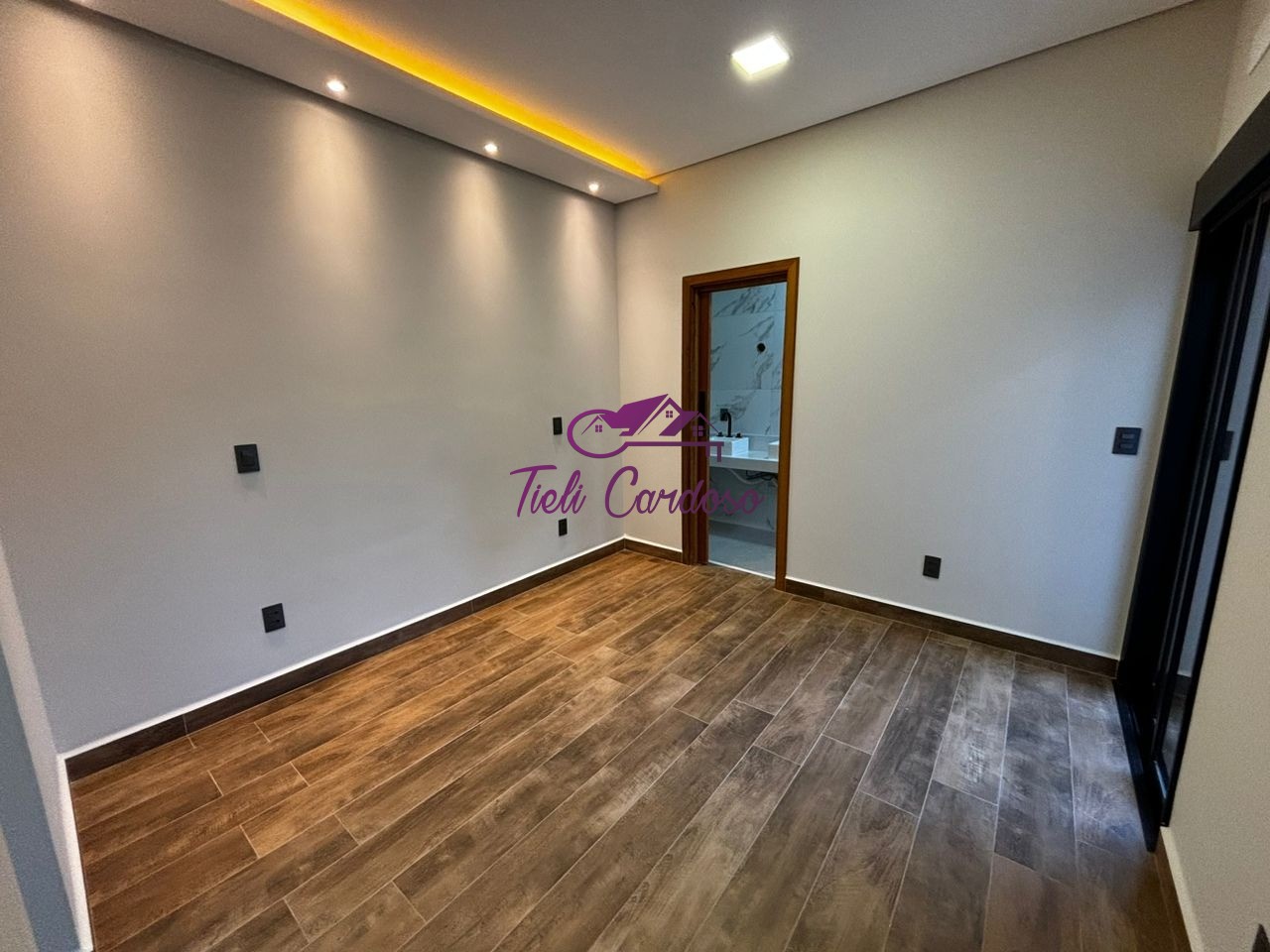 Casa à venda com 3 quartos, 200m² - Foto 13