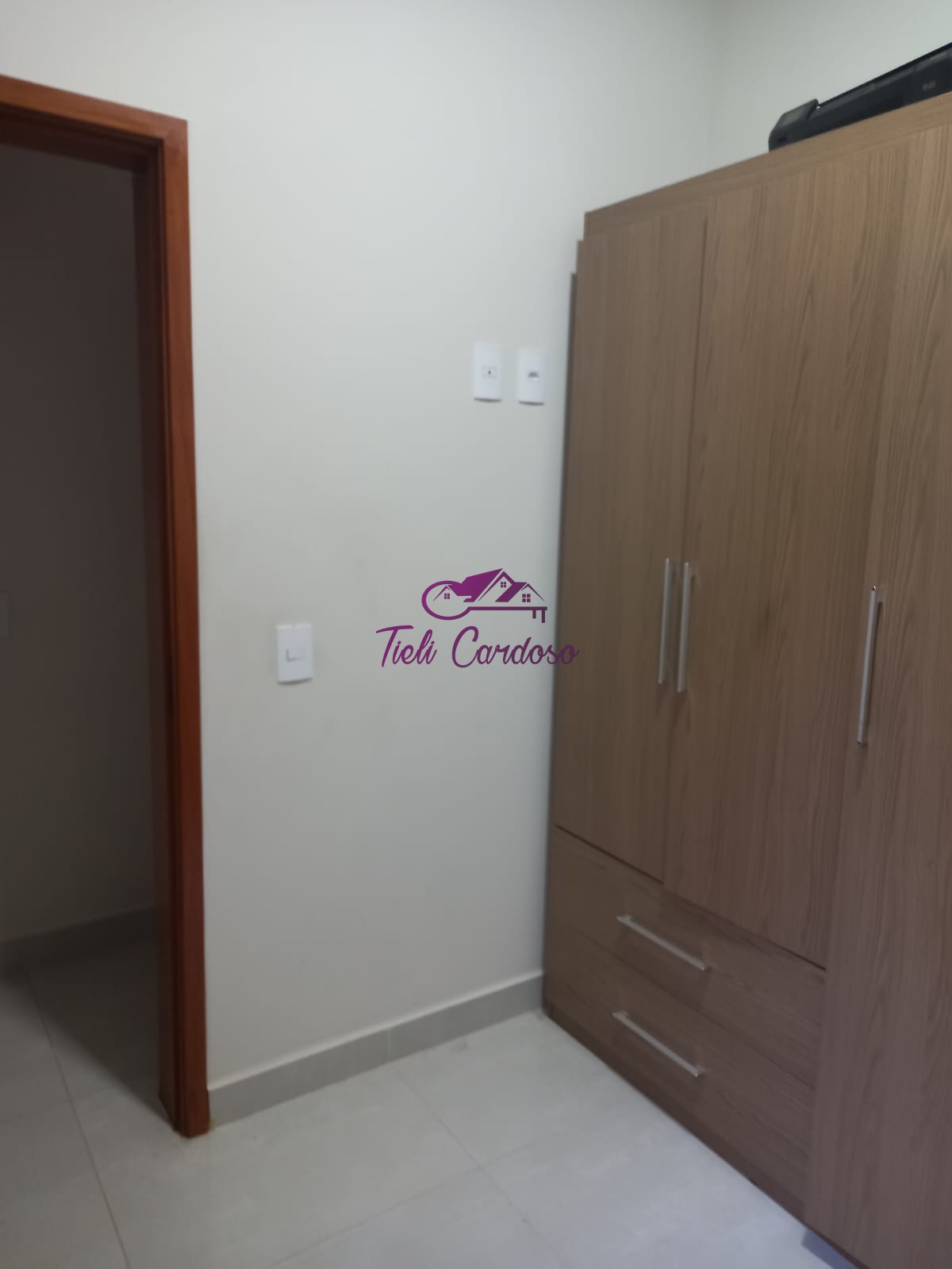 Casa à venda com 2 quartos, 75m² - Foto 8