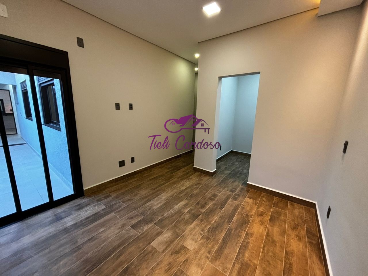 Casa à venda com 3 quartos, 200m² - Foto 10