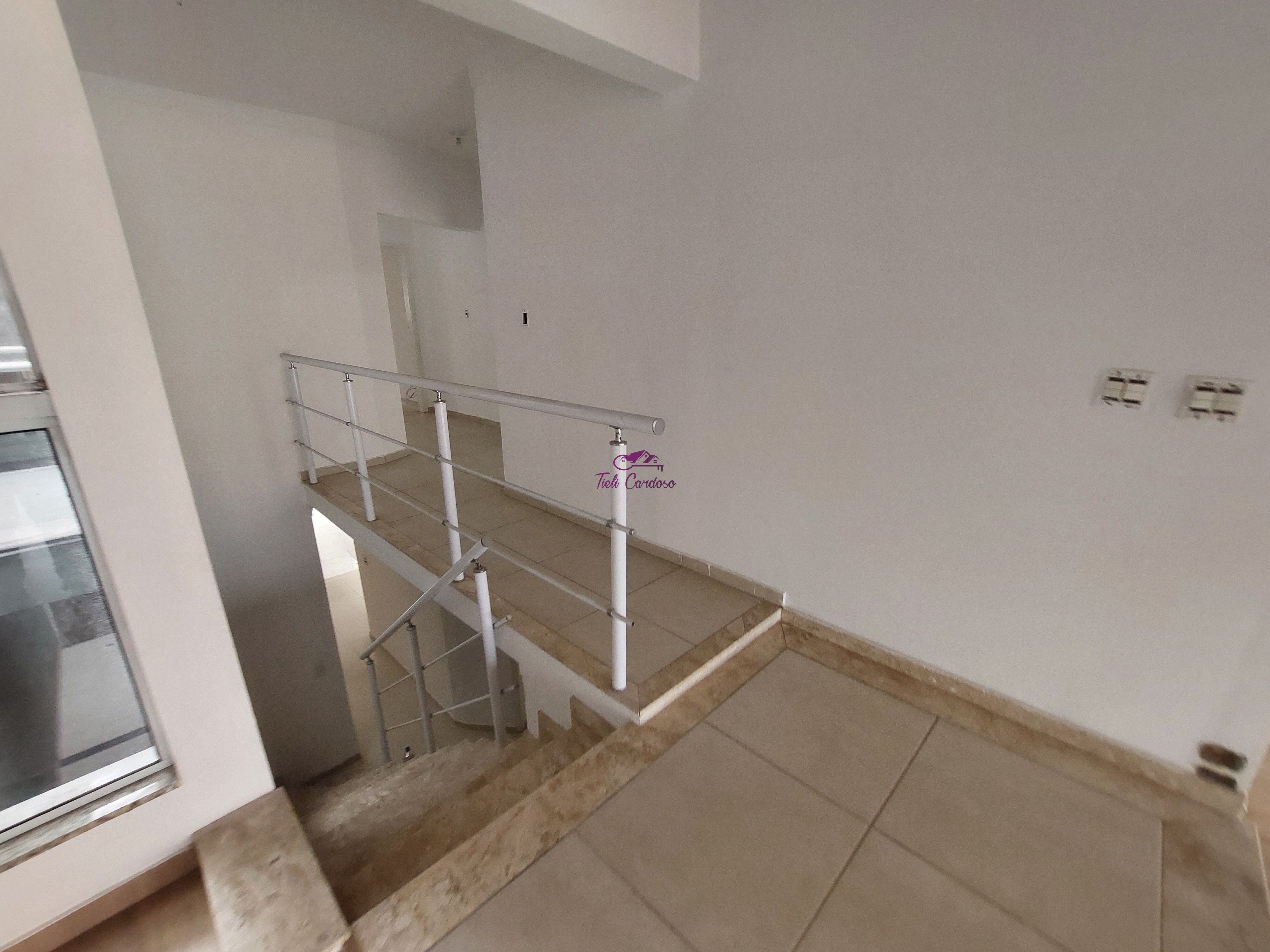 Casa à venda com 3 quartos, 236m² - Foto 18